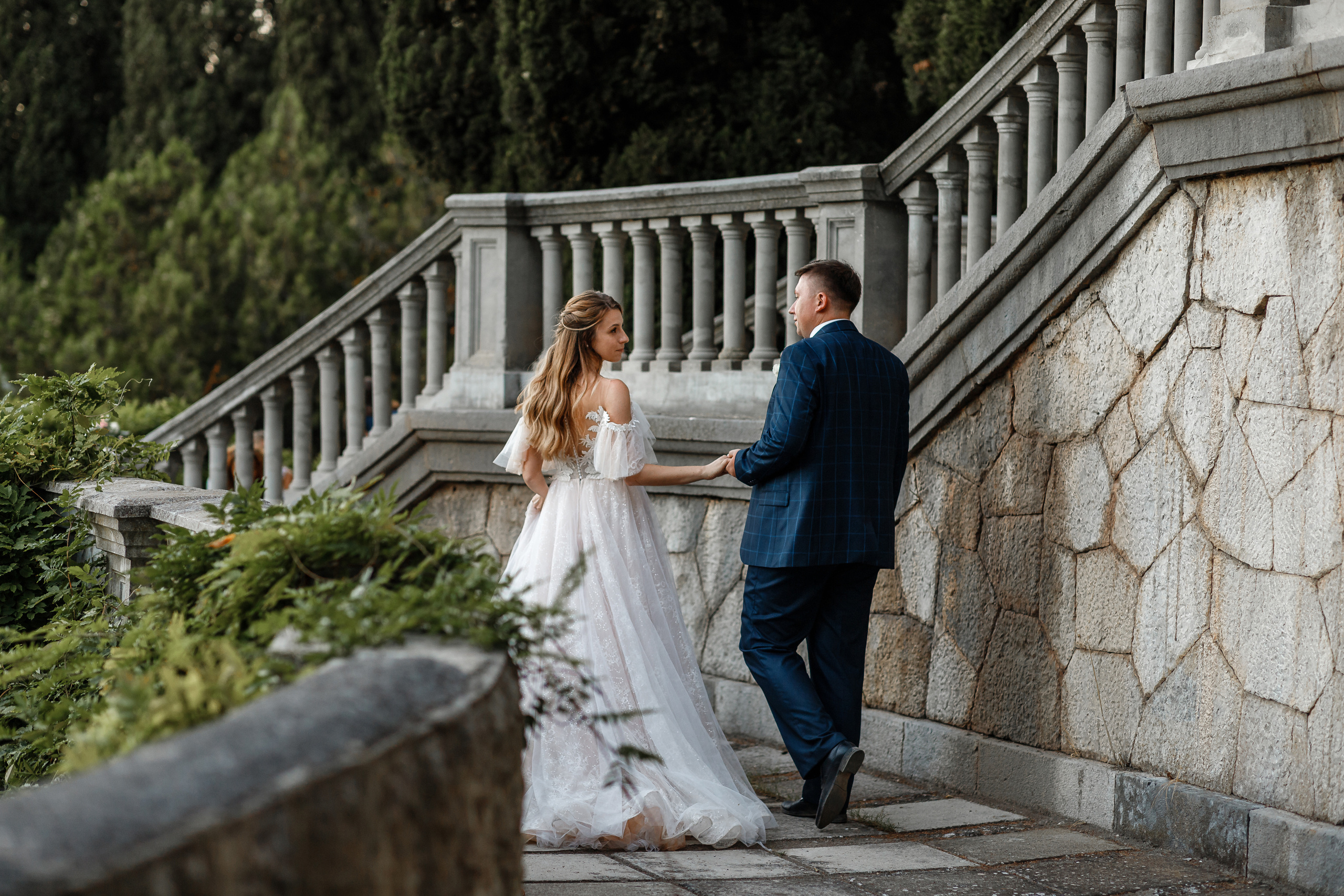 Анонс свадебной прогулки Кати и Алексея. Свадебный фотограф в Крыму и Севастополе Ольга Баскакова