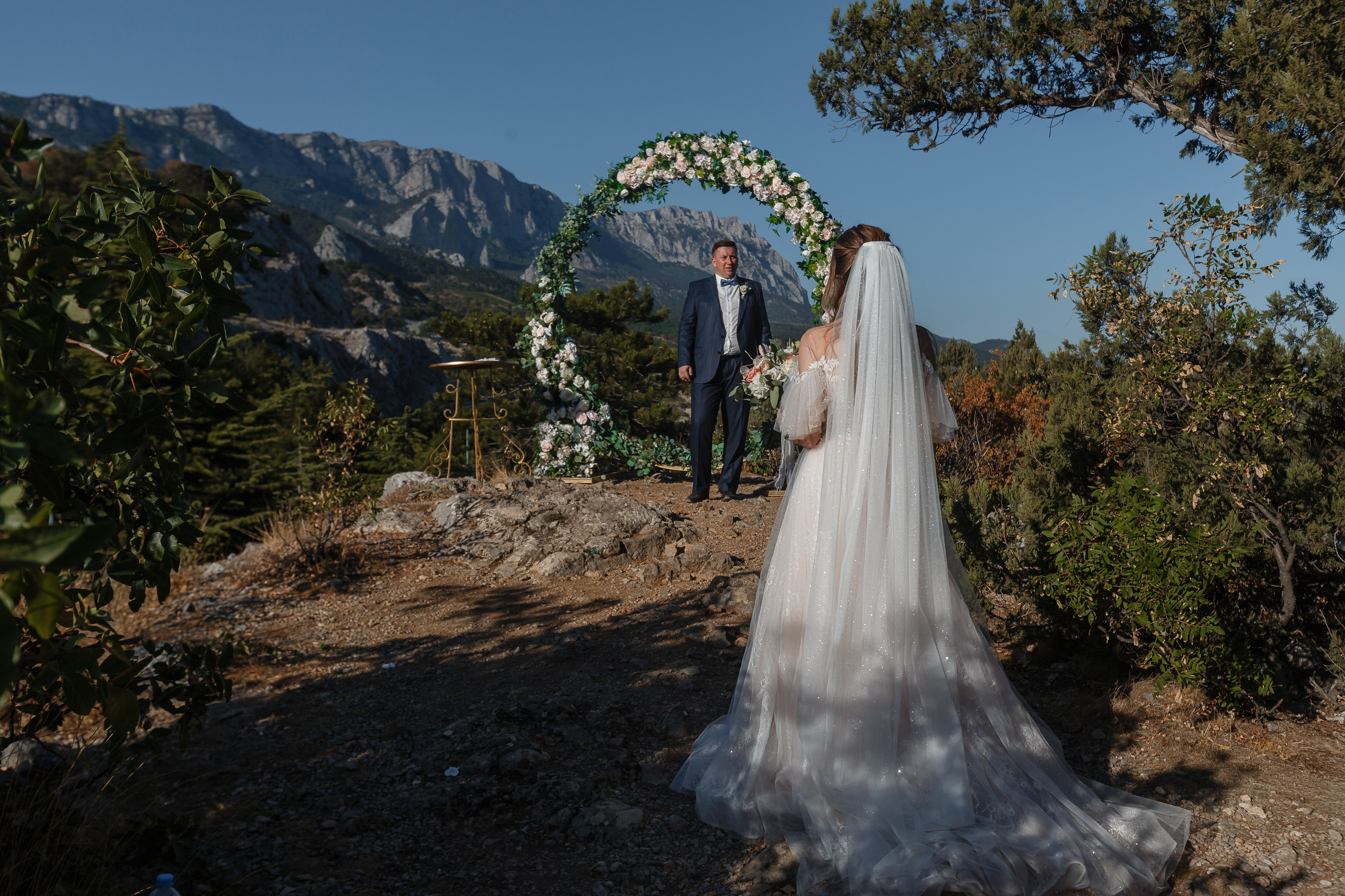 Анонс свадебной прогулки Кати и Алексея. Свадебный фотограф в Крыму и Севастополе Ольга Баскакова