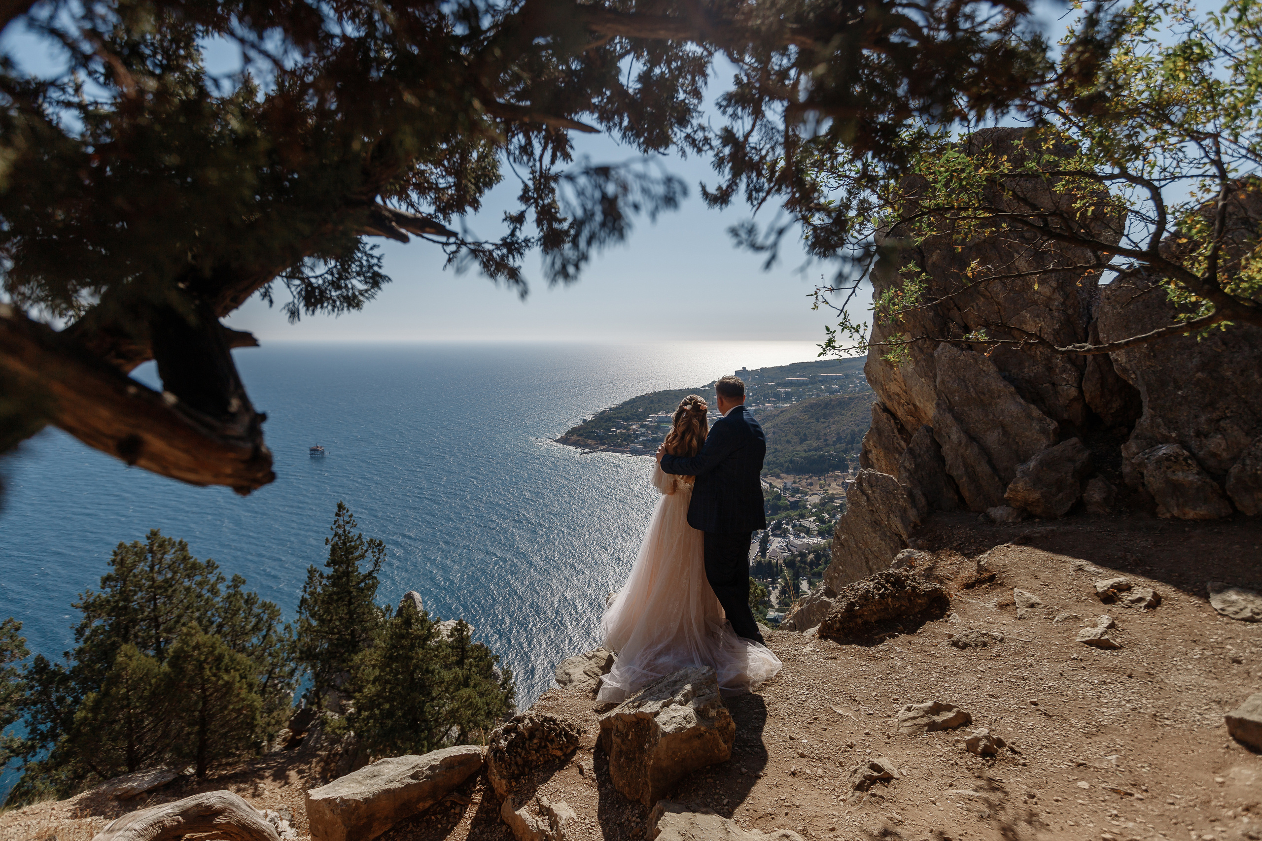 Анонс свадебной прогулки Кати и Алексея. Свадебный фотограф в Крыму и Севастополе Ольга Баскакова