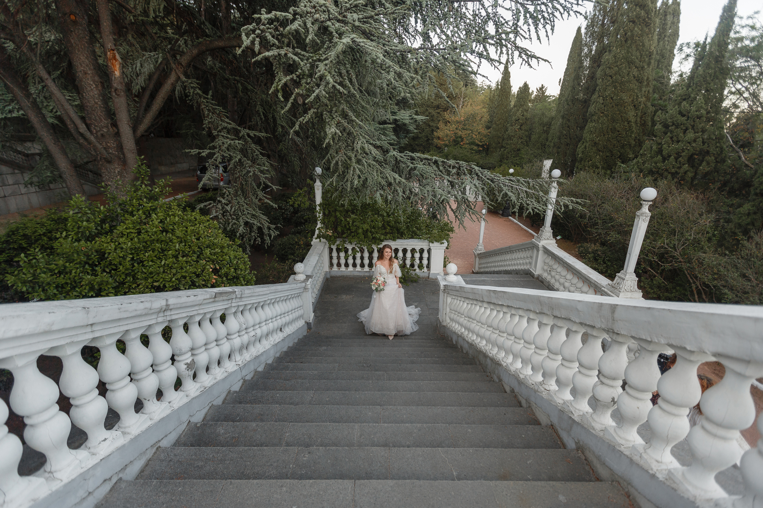 Анонс свадебной прогулки Кати и Алексея. Свадебный фотограф в Крыму и Севастополе Ольга Баскакова