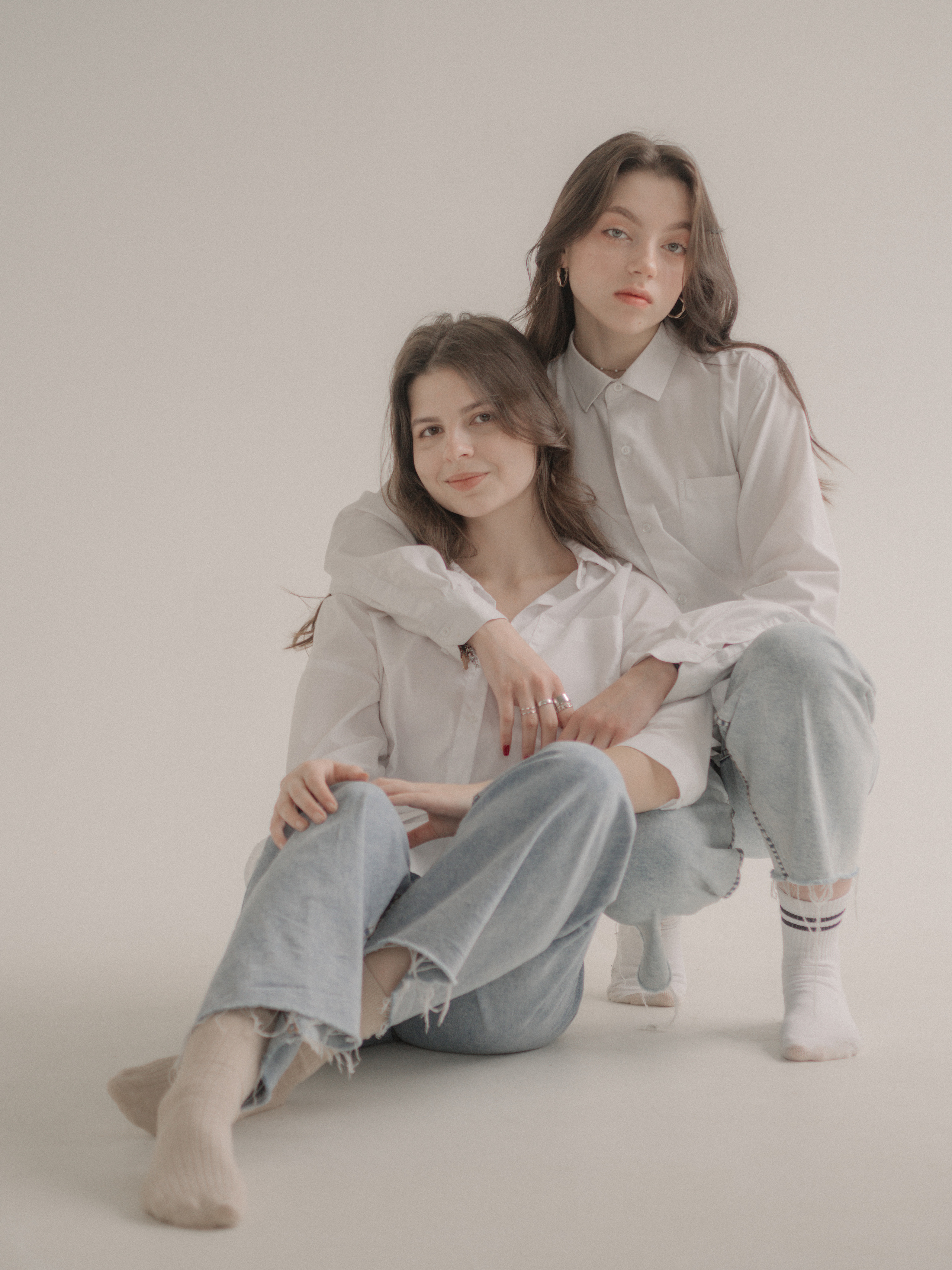 Александра и Дарья. April. Portrait photographer