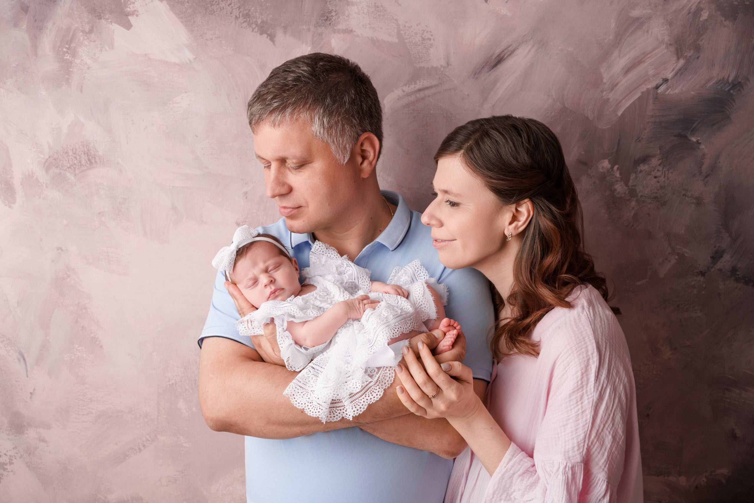 Семейные фотосессии с новорожденными | Трогательные кадры малышей и их близких в Москве и МО. Фотосессия новорожденных в Москве и Московской области | Профессиональный фотограф newborn — Татьяна Иванова