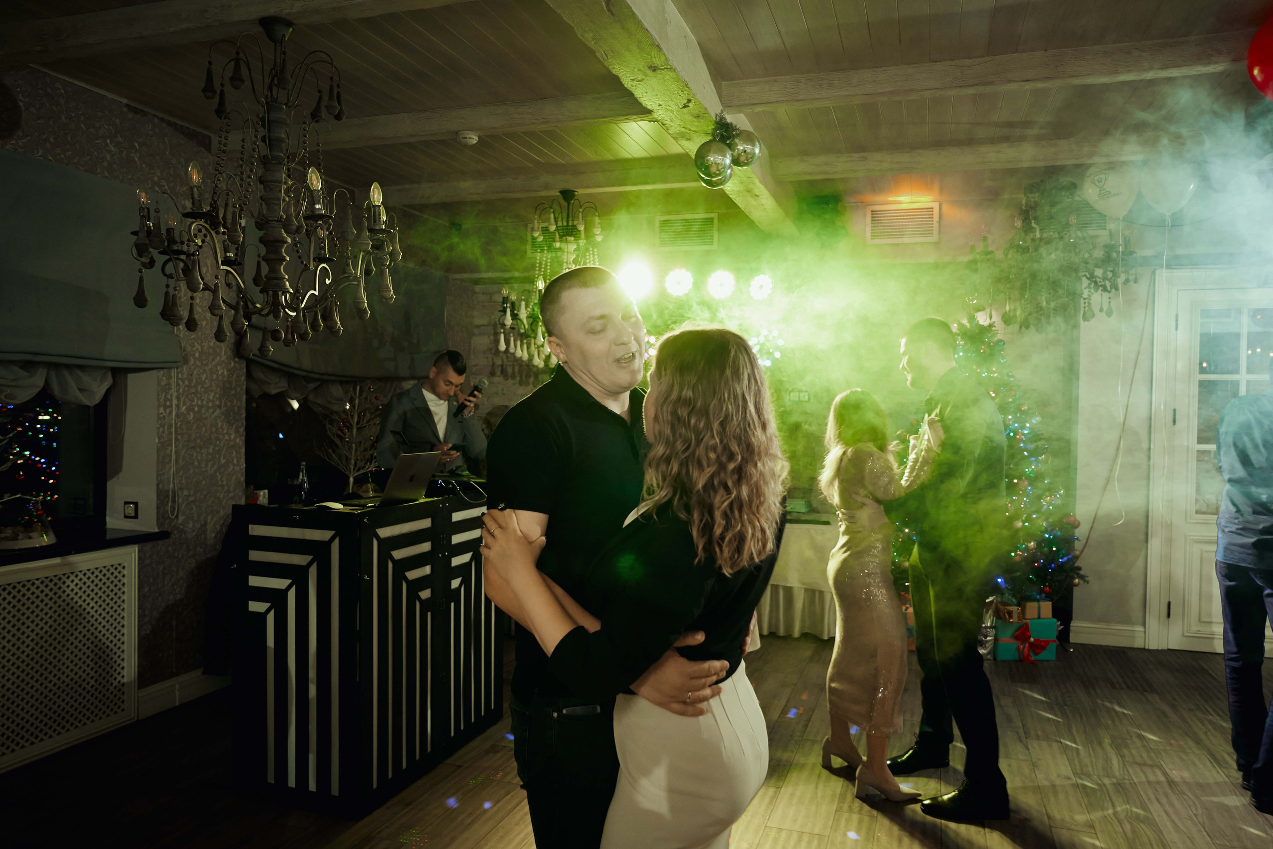 Репортажная фотосъёмка юбилея 45 лет в ресторане Стравинская гавань