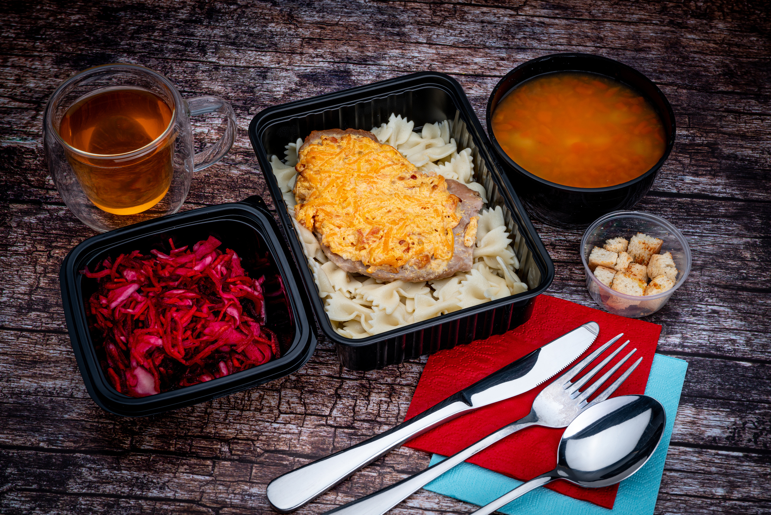 Фуд съемка. Еда в контейнерах. Еда на доставку.