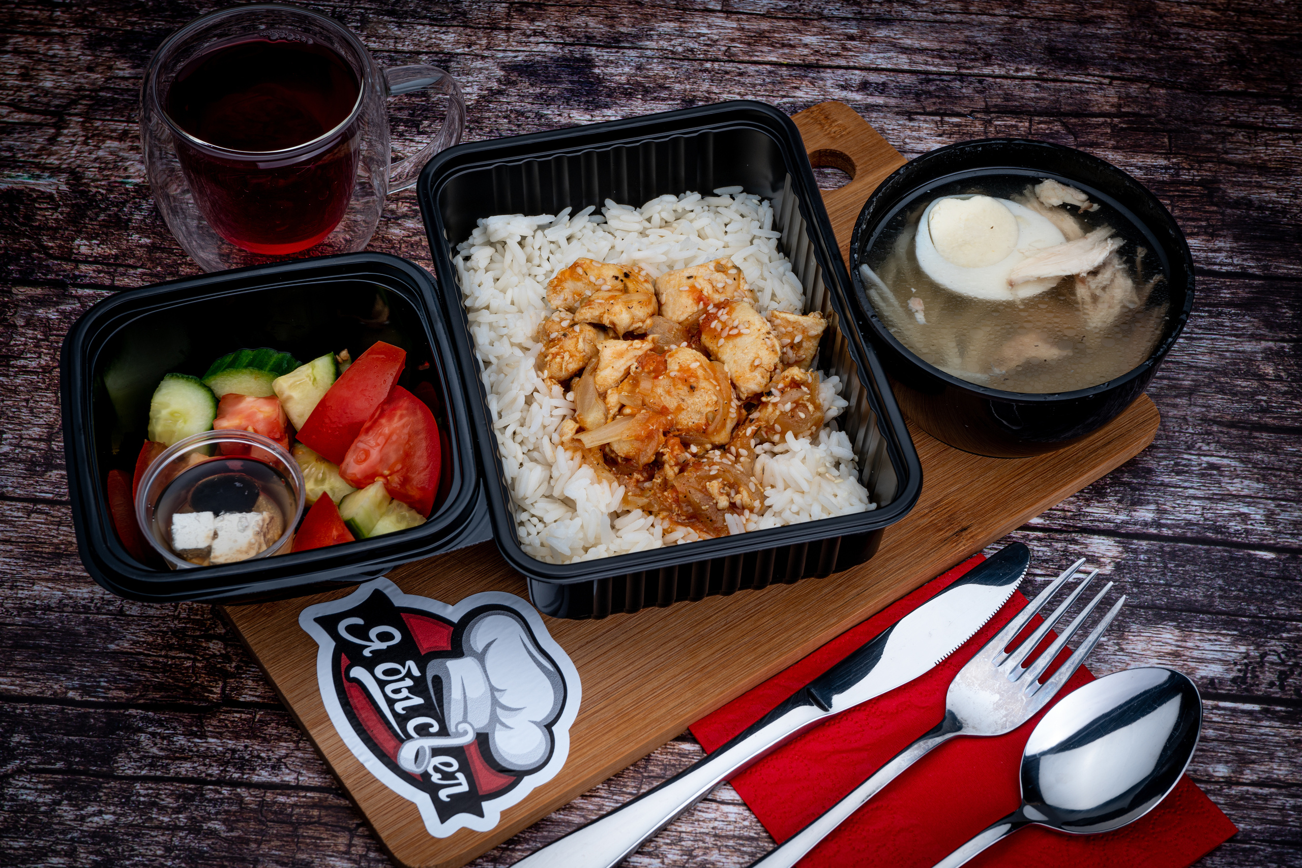 Фуд съемка. Еда в контейнерах. Еда на доставку.