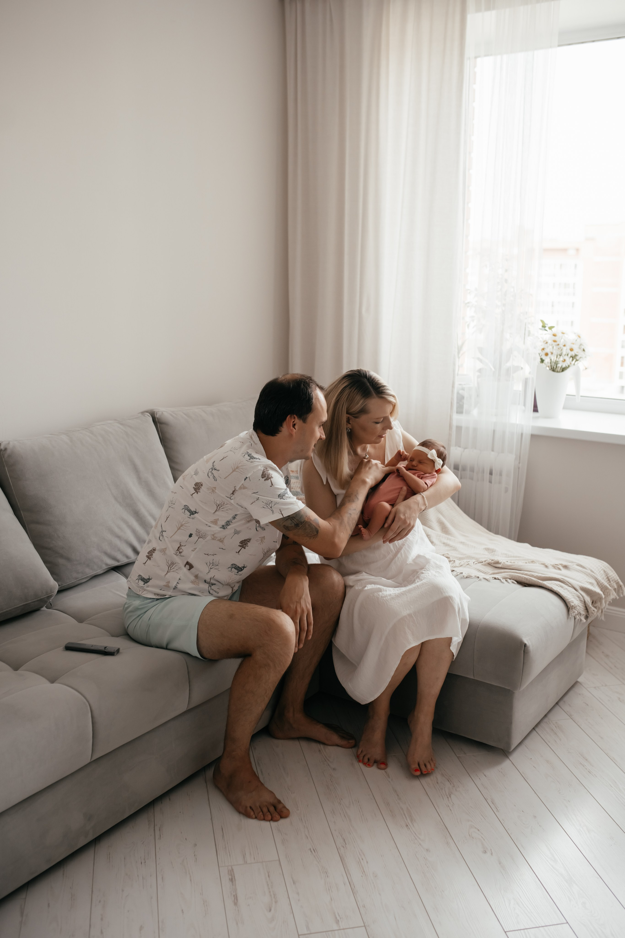 Первые дни Аси дома. Семейный фотограф в Томске Зарина Азизбаева