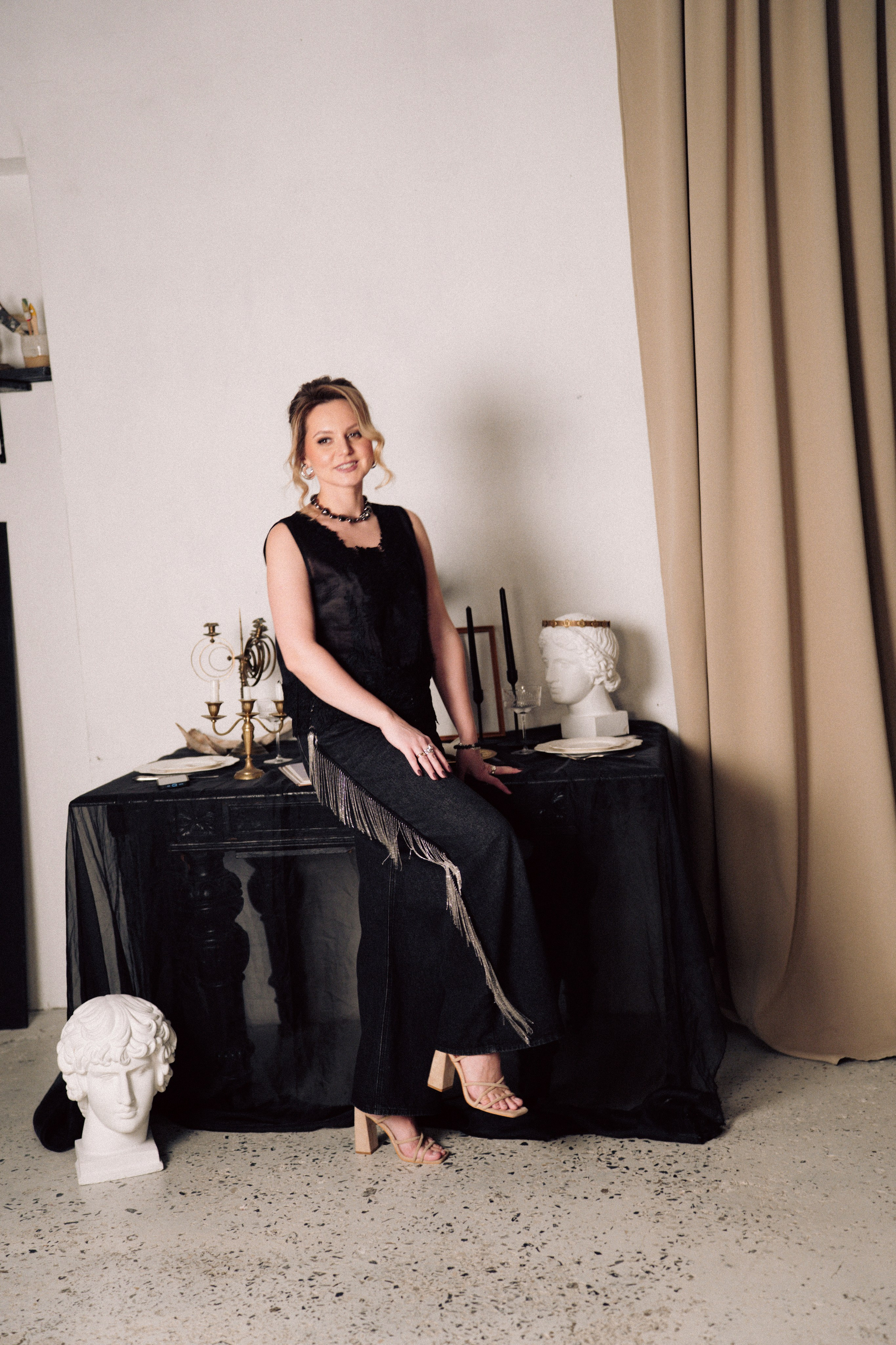 НОВОГОДНЯЯ ФОТОСЕСИИЯ В СТУДИИ ДЛЯ ДЕВУШКИ И ПРОГУЛКА ПО ЧЕРНЫШЕВСКОЙ. Профессиональный фотограф, Санкт-Петербург — Виктория Богомолова