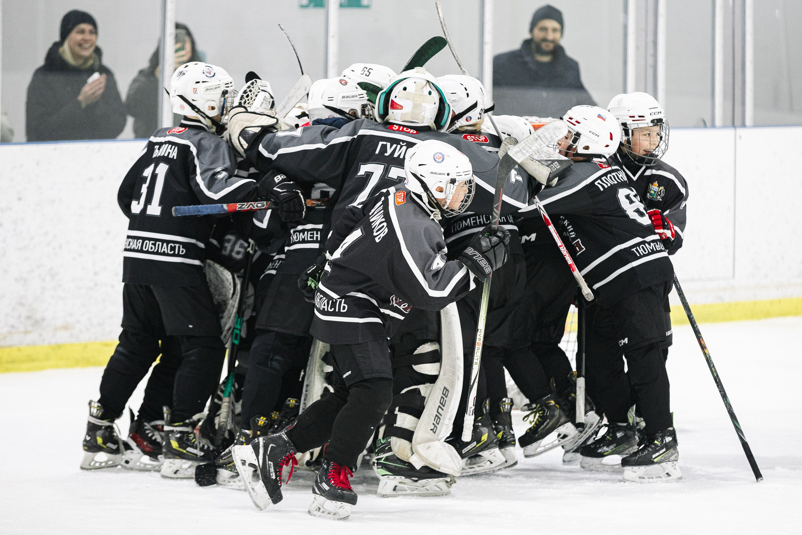 Первенство Тюмени по хоккею. MIG — студия спортивной фотографии Михаила Голянского