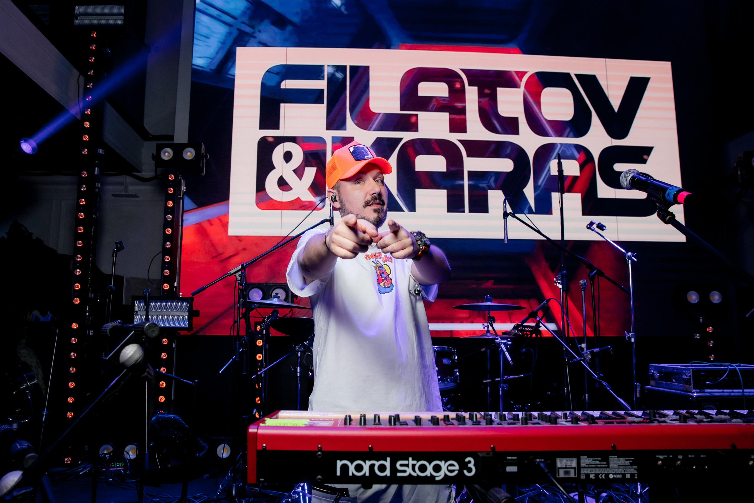 Взрослые Праздники. Семейный фотограф в Москве Владимир Васильев