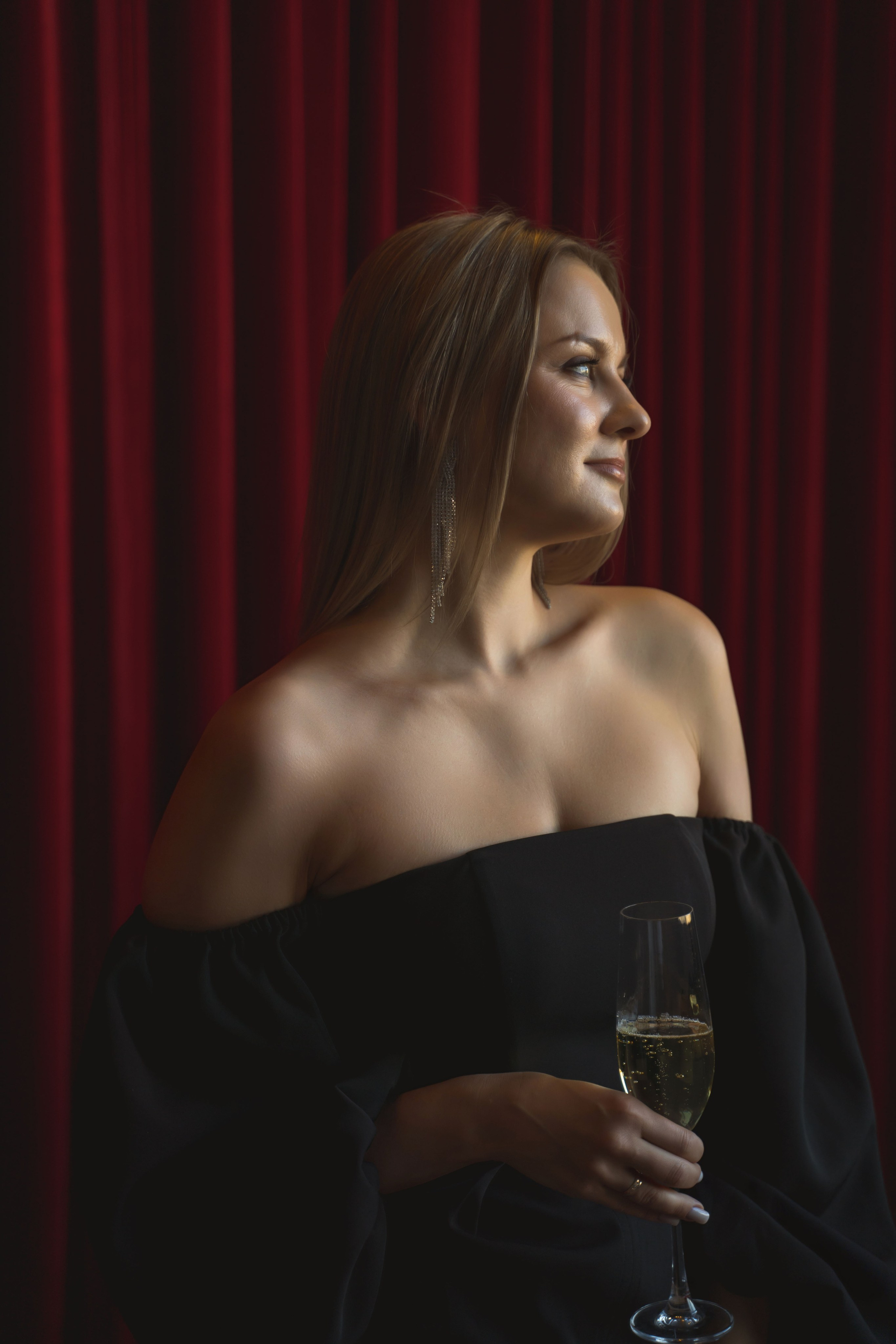 Елена. Главная