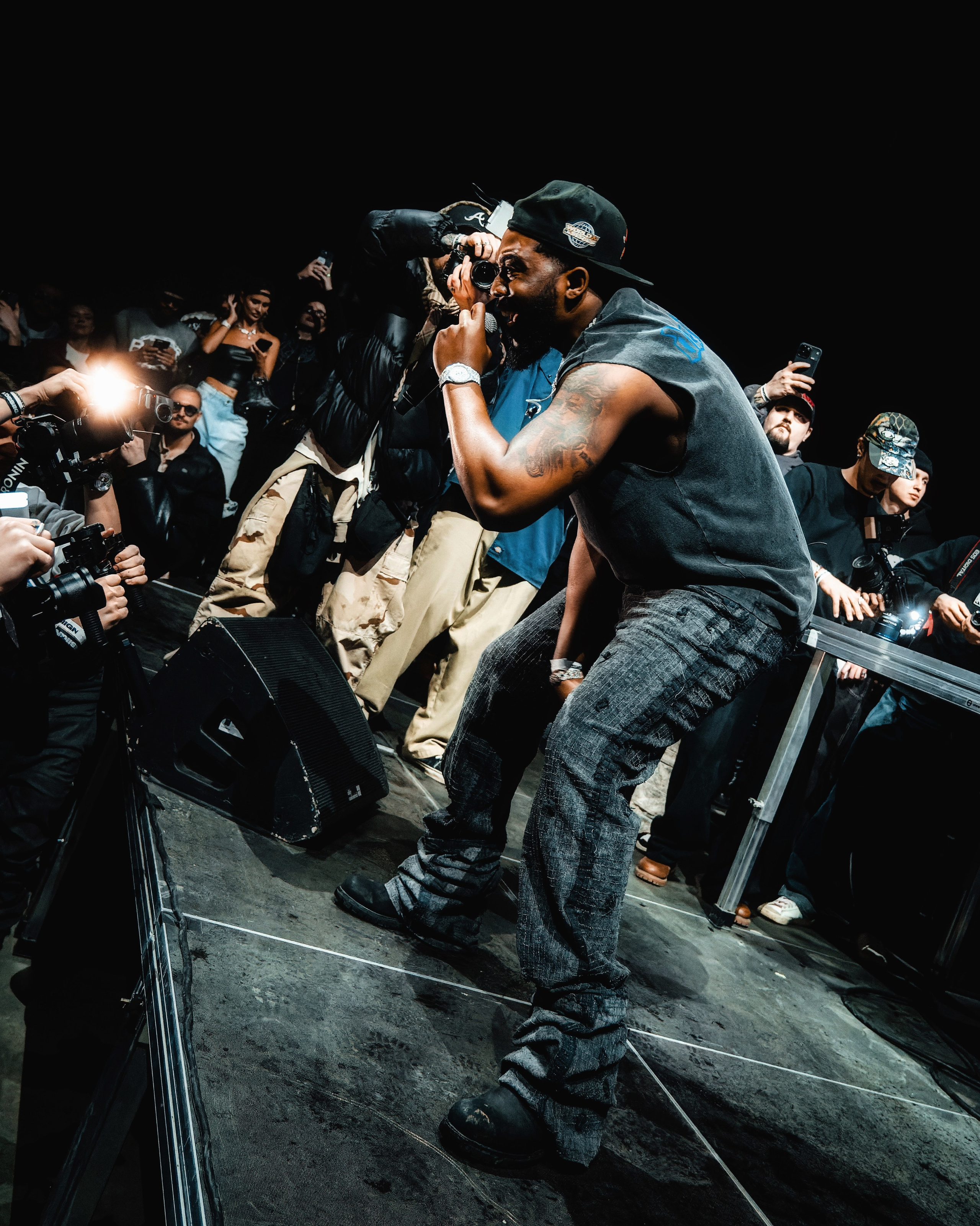 AVG x Desiigner в Tau 21.02.2025. Репортажный фотограф и видеограф в Москве