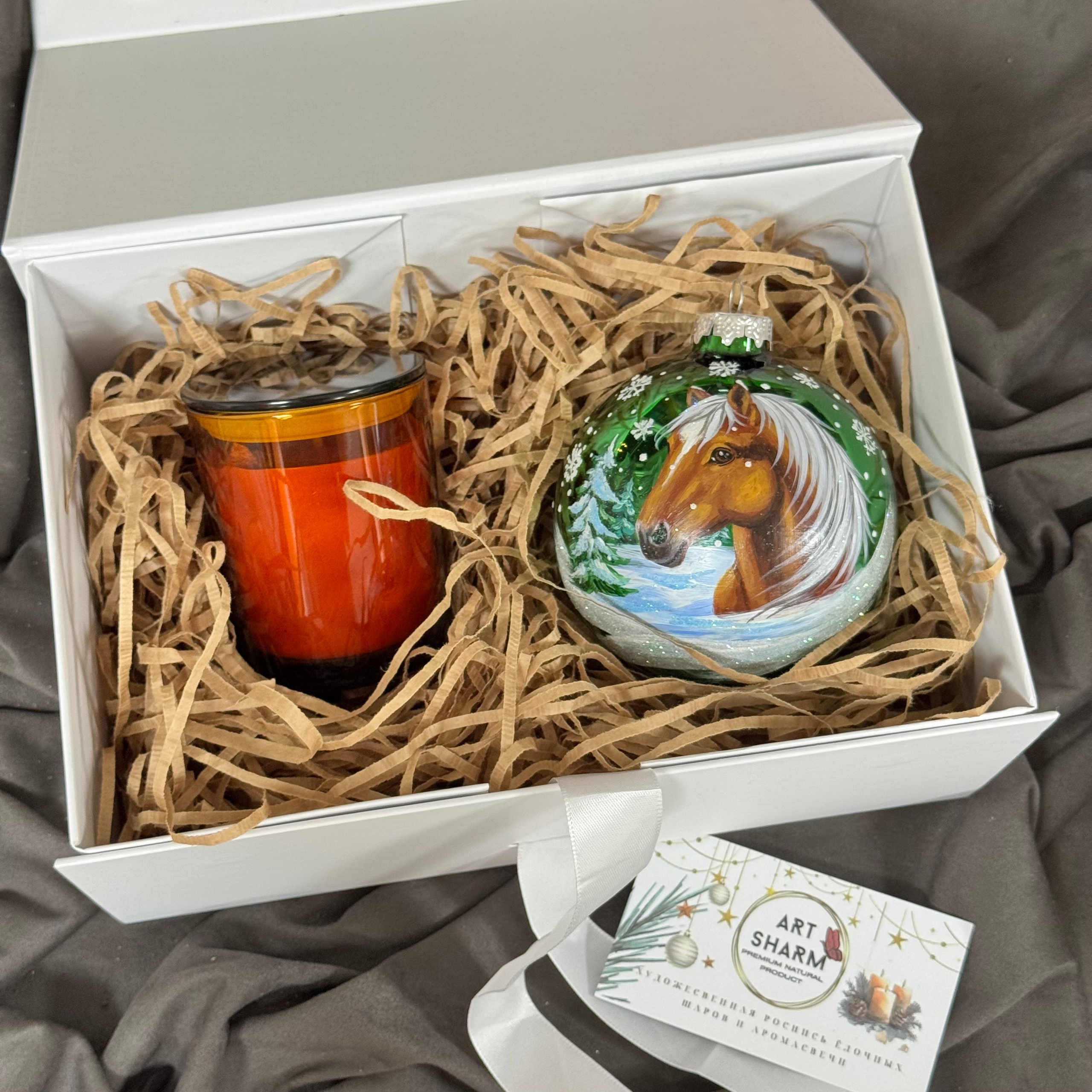 Аромасвечи и наборы. Художественная ручная роспись елочных шаров, корпоративные подарки и восковые аромасвечи