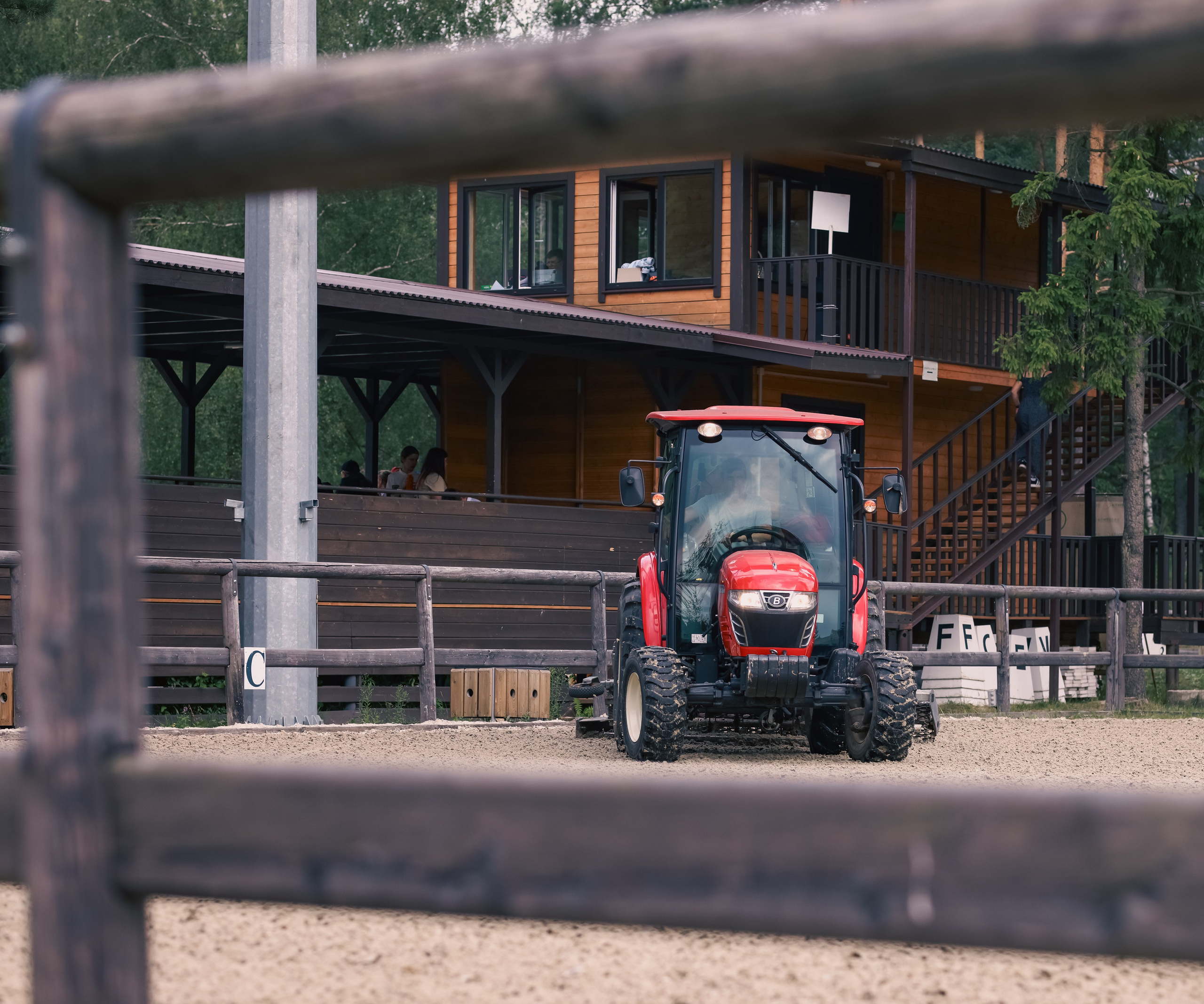 Соревнования по конному спорту. Фотограф репортажей и стритфотосессий в Москве Людмила Смирнова