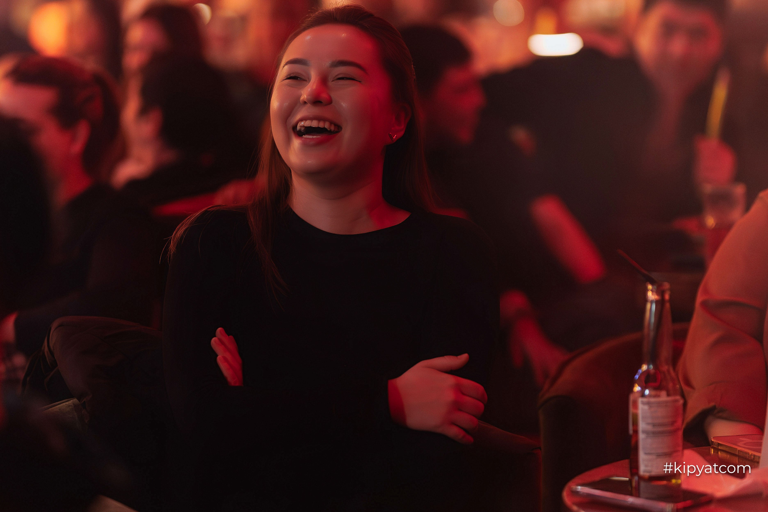 Сольный стендап концерт Александра Меркуль