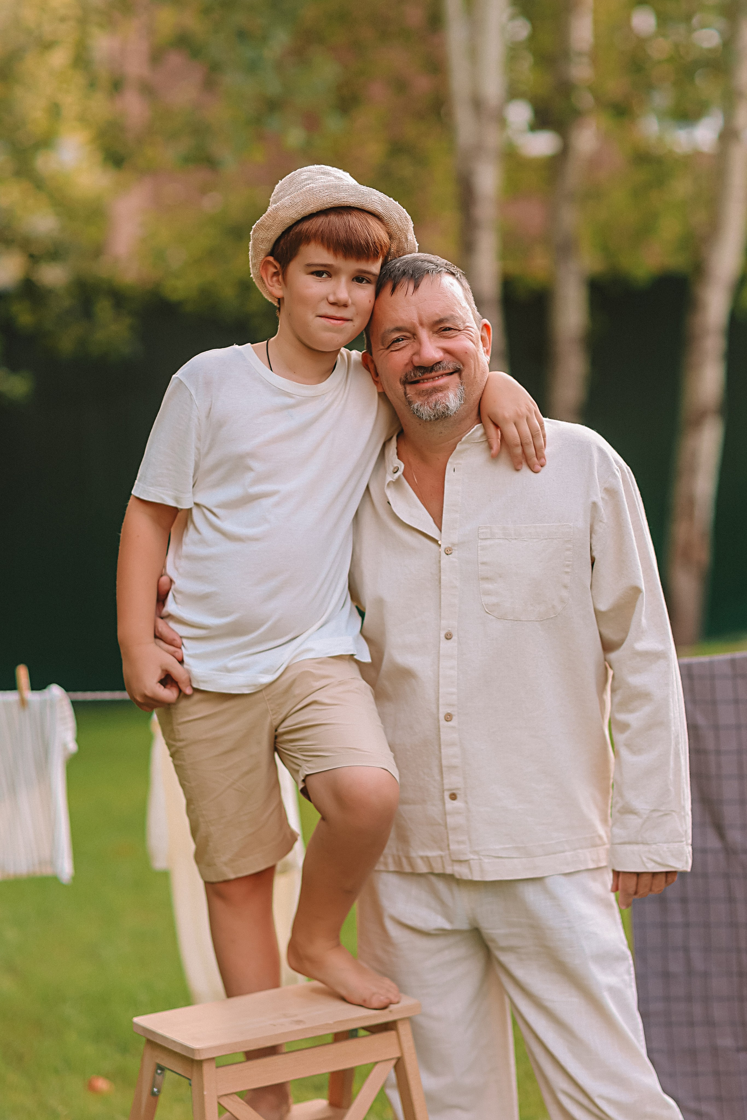 Стирка у дома. Семейный фотограф Тюмень, фотограф на роды Салмина Мария