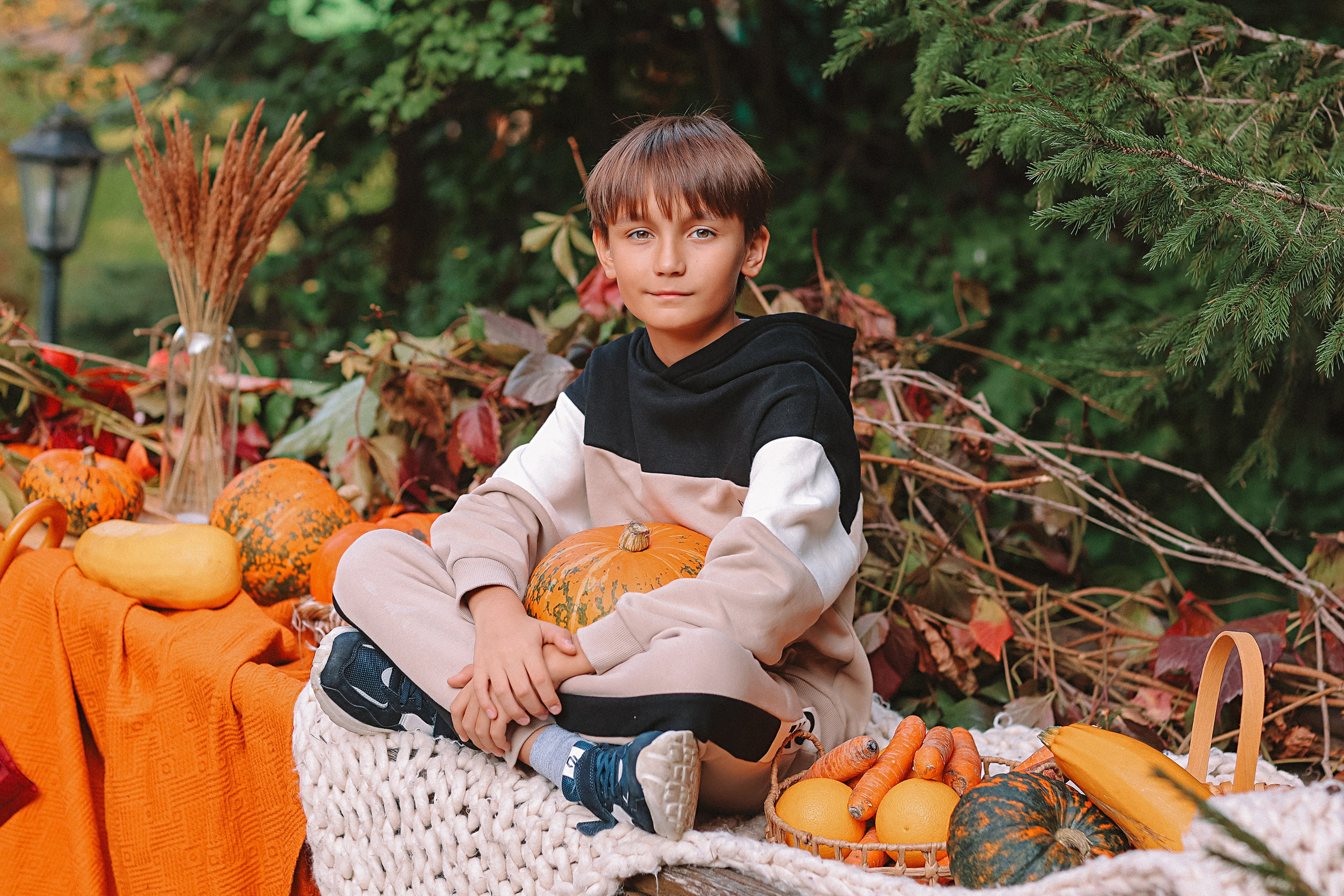 Тыквы. Семейный фотограф Тюмень, фотограф на роды Салмина Мария