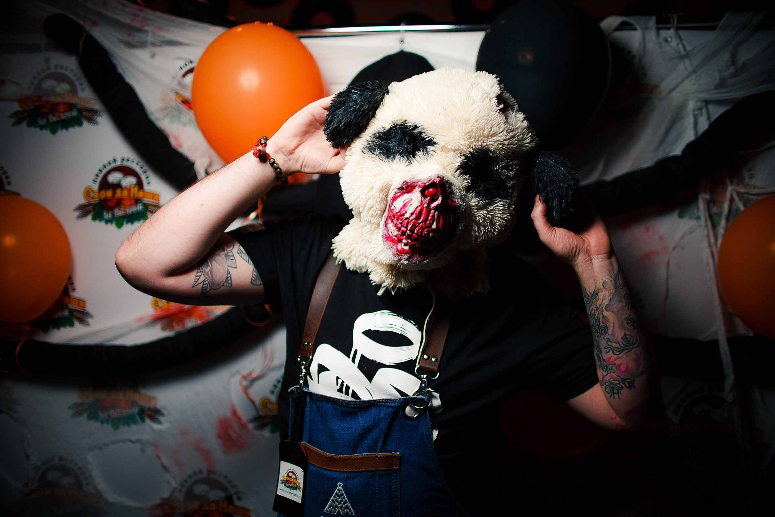 Хэллоуин в «Свои да наши». Ваш репортажный фотограф Артемий Антонов
