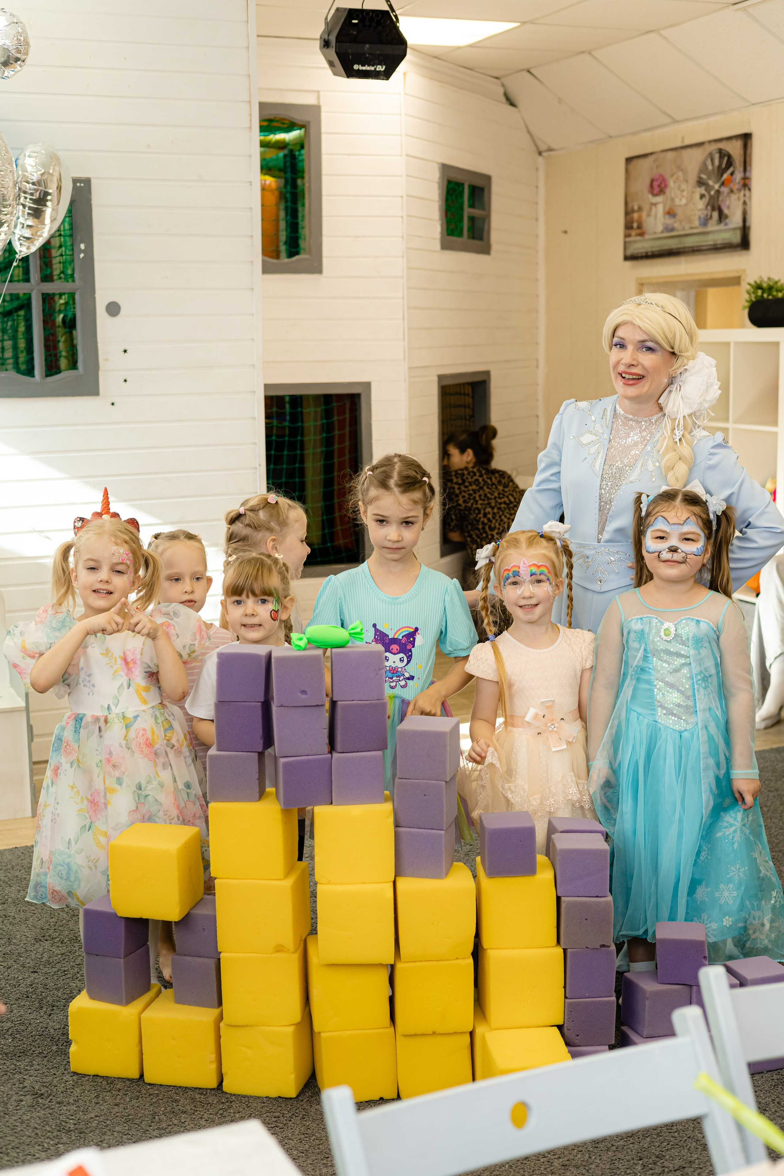 В детских лофтах. ФОТОГРАФ НОВОСИБИРСК — АЛЁНА ЖИГАЛЕЕВА