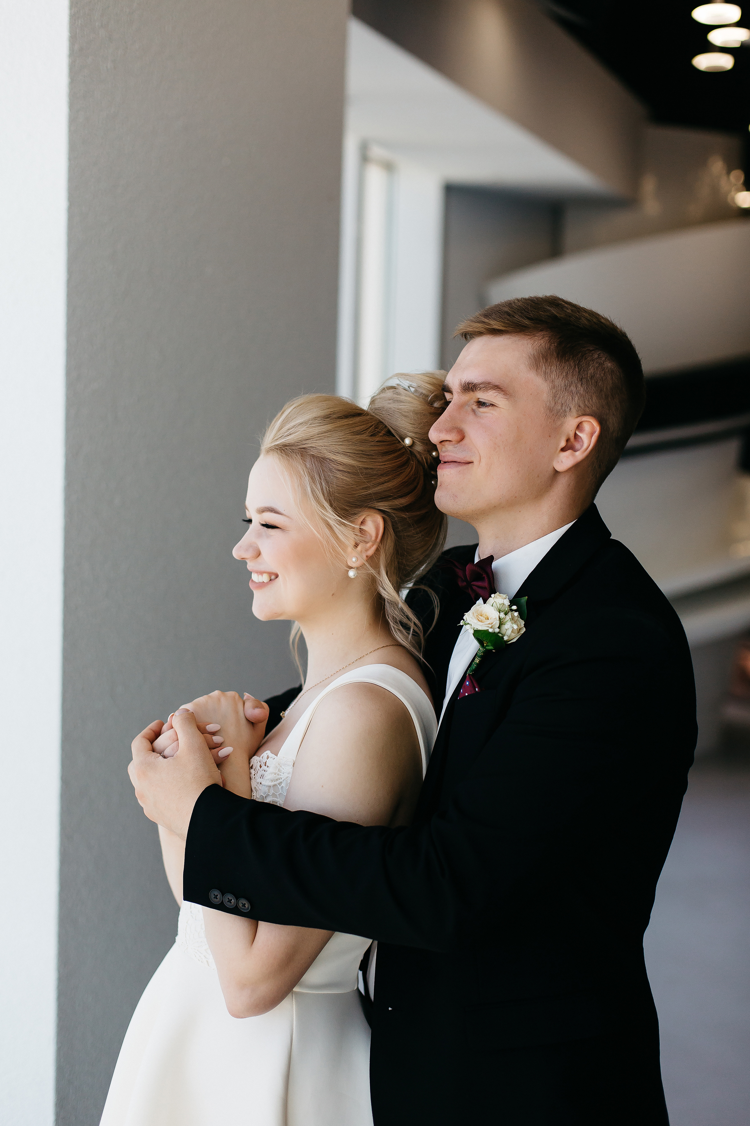 Усеяно ковром цветов дыханье мая. Душевный фотограф Ваших самых ярких событий Марина Погребняк