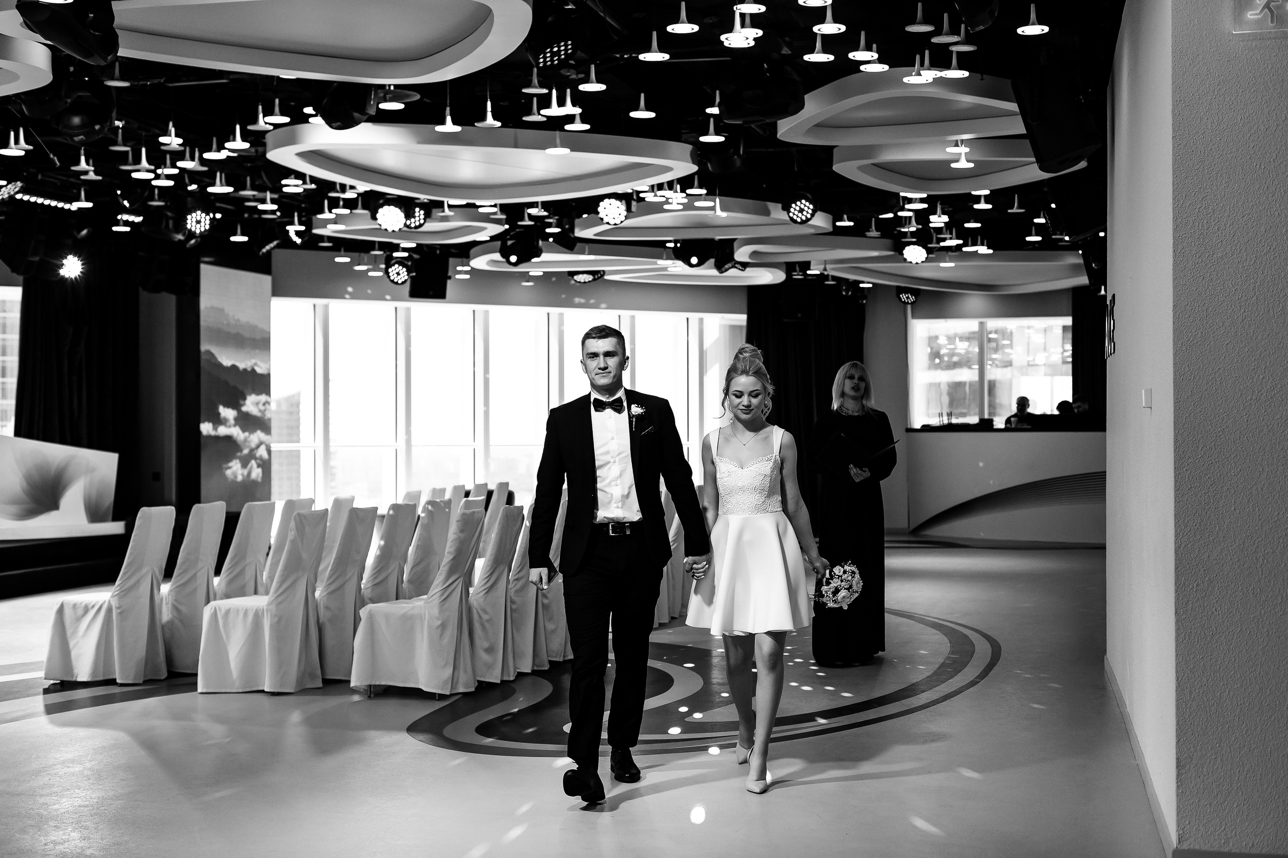 Усеяно ковром цветов дыханье мая. Душевный фотограф Ваших самых ярких событий Марина Погребняк