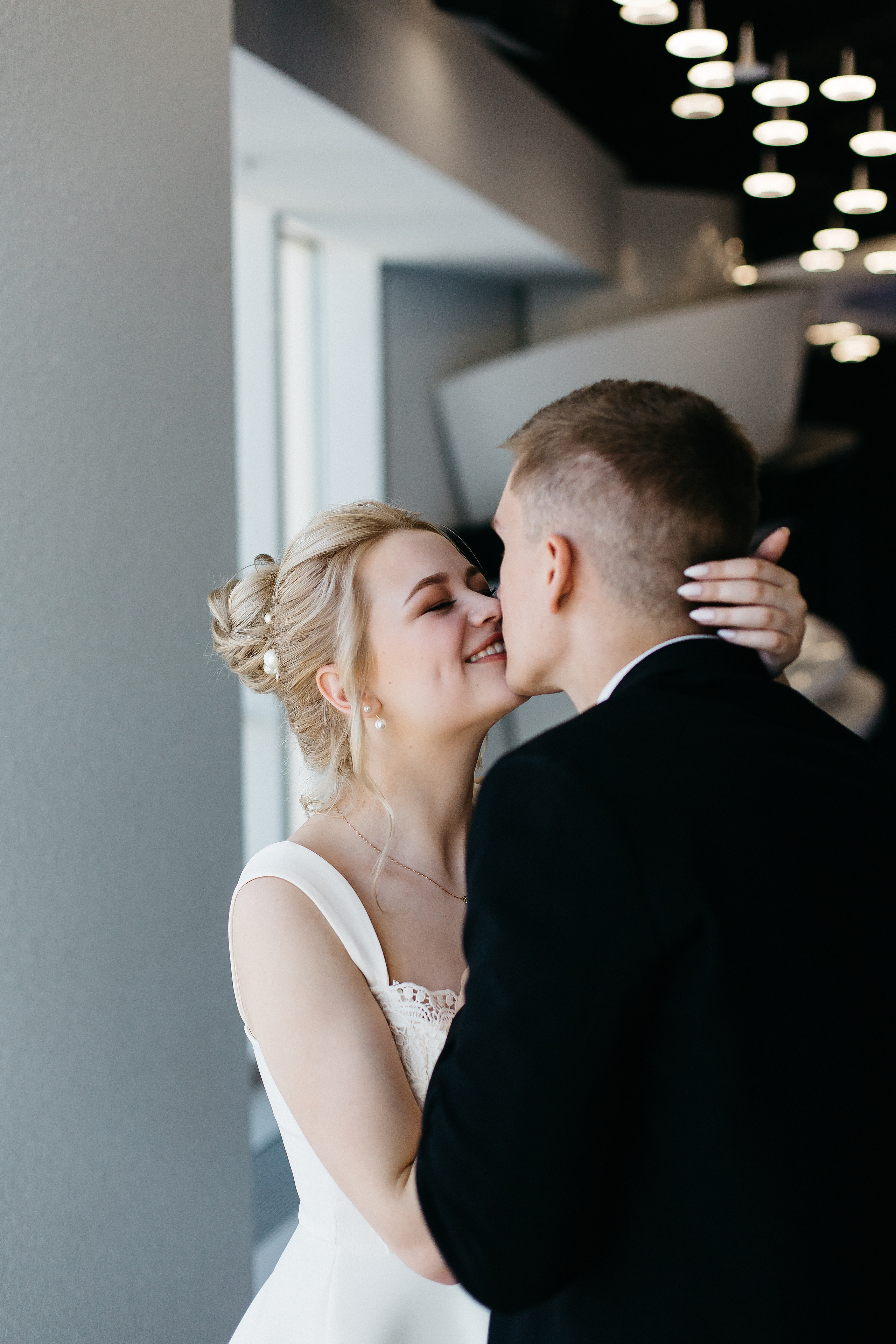 Усеяно ковром цветов дыханье мая. Душевный фотограф Ваших самых ярких событий Марина Погребняк