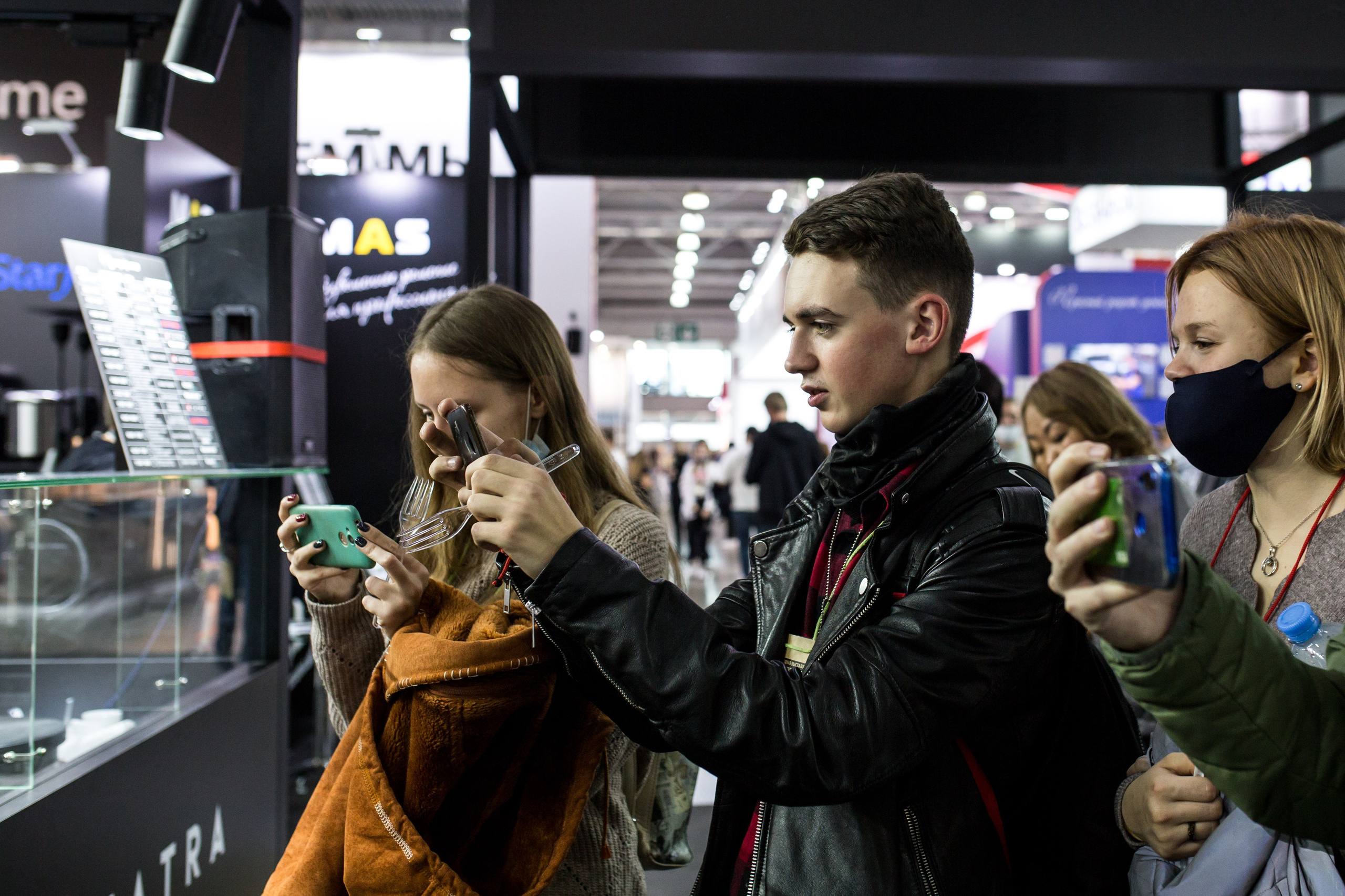 Выставка Apach. Свадебный и семейный фотограф в Москве Julia Juice