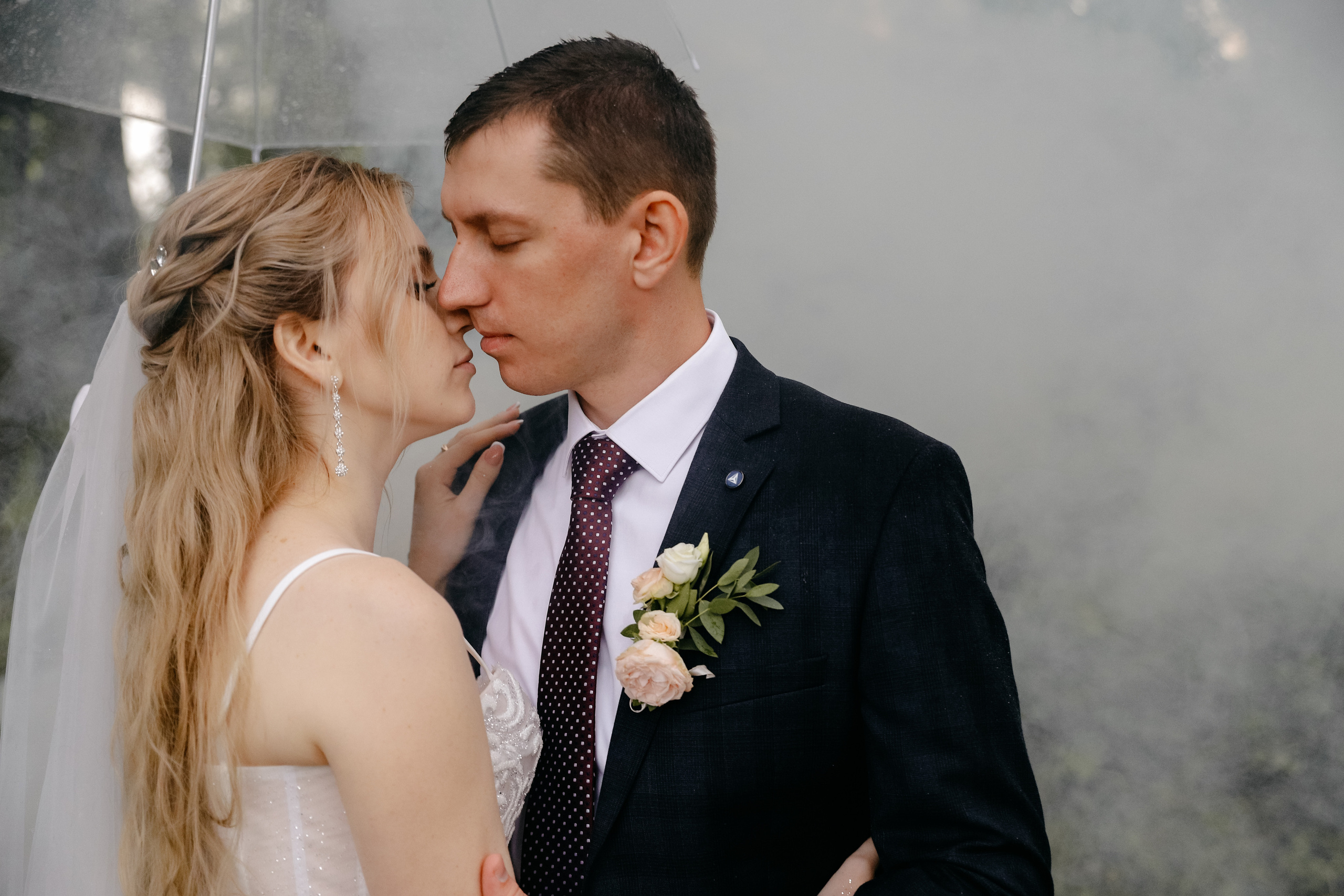 Летняя свадебная фотосессия в Волоконовке. Фотограф Белгород