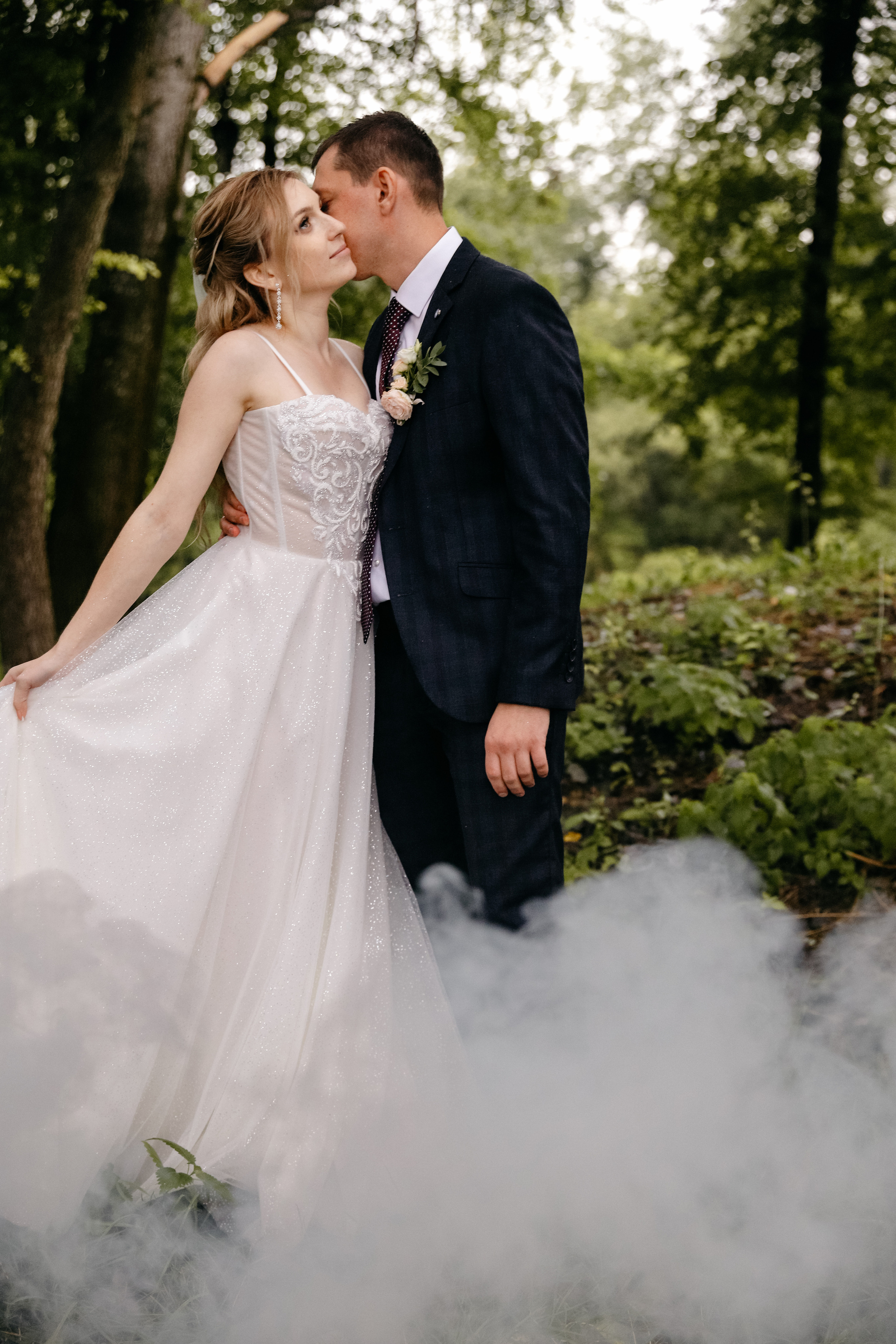 Летняя свадебная фотосессия в Волоконовке. Фотограф Белгород