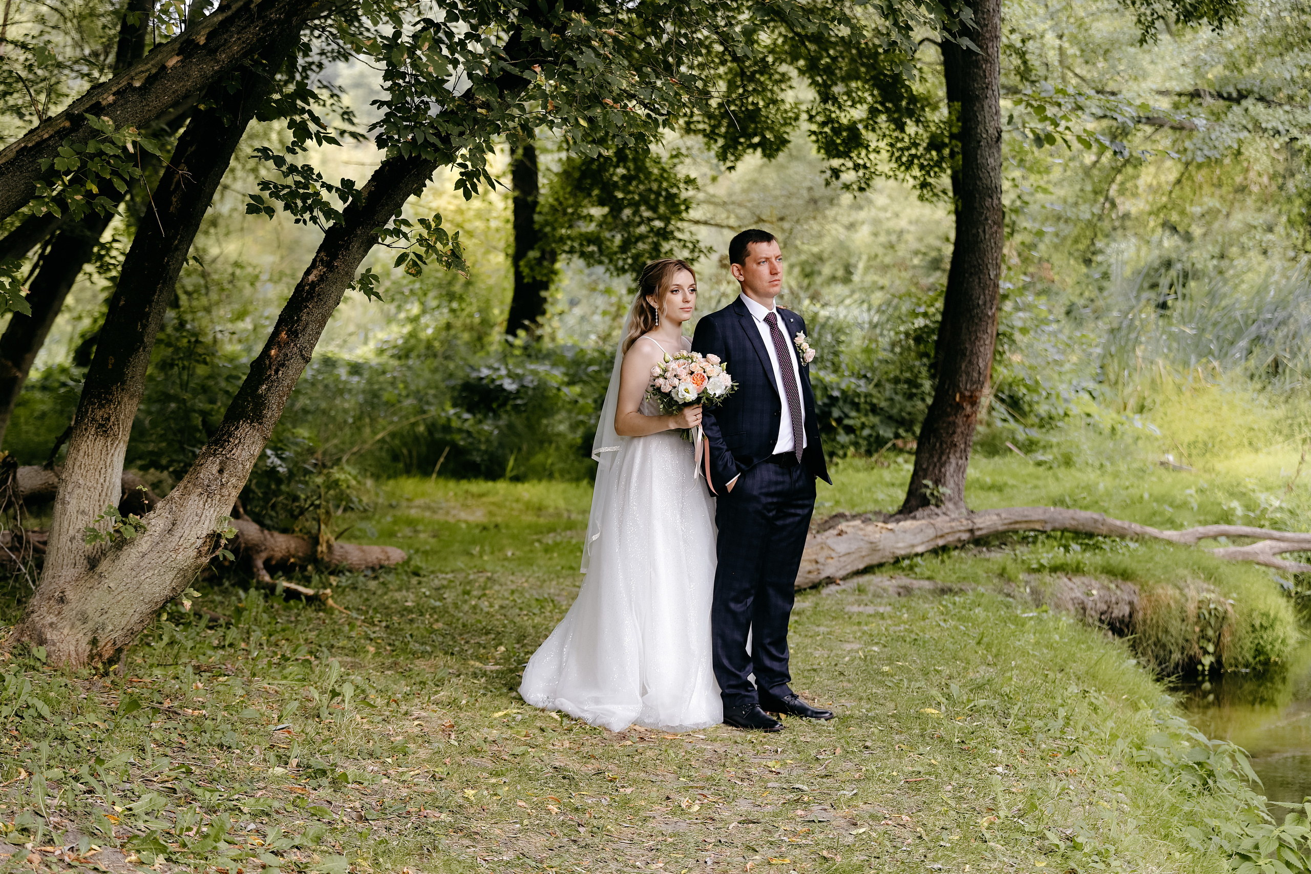 Летняя свадебная фотосессия в Волоконовке. Фотограф Белгород