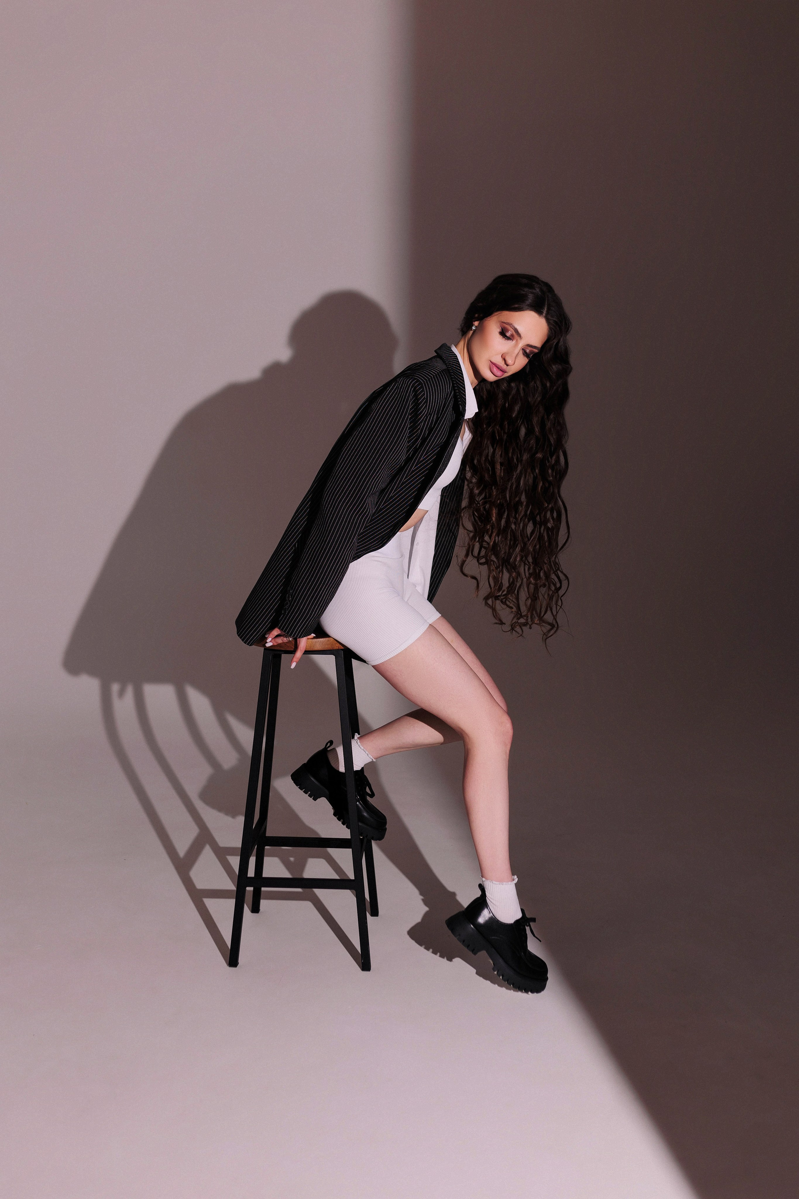 С искусственным светом. Фотограф Полина Лытнева