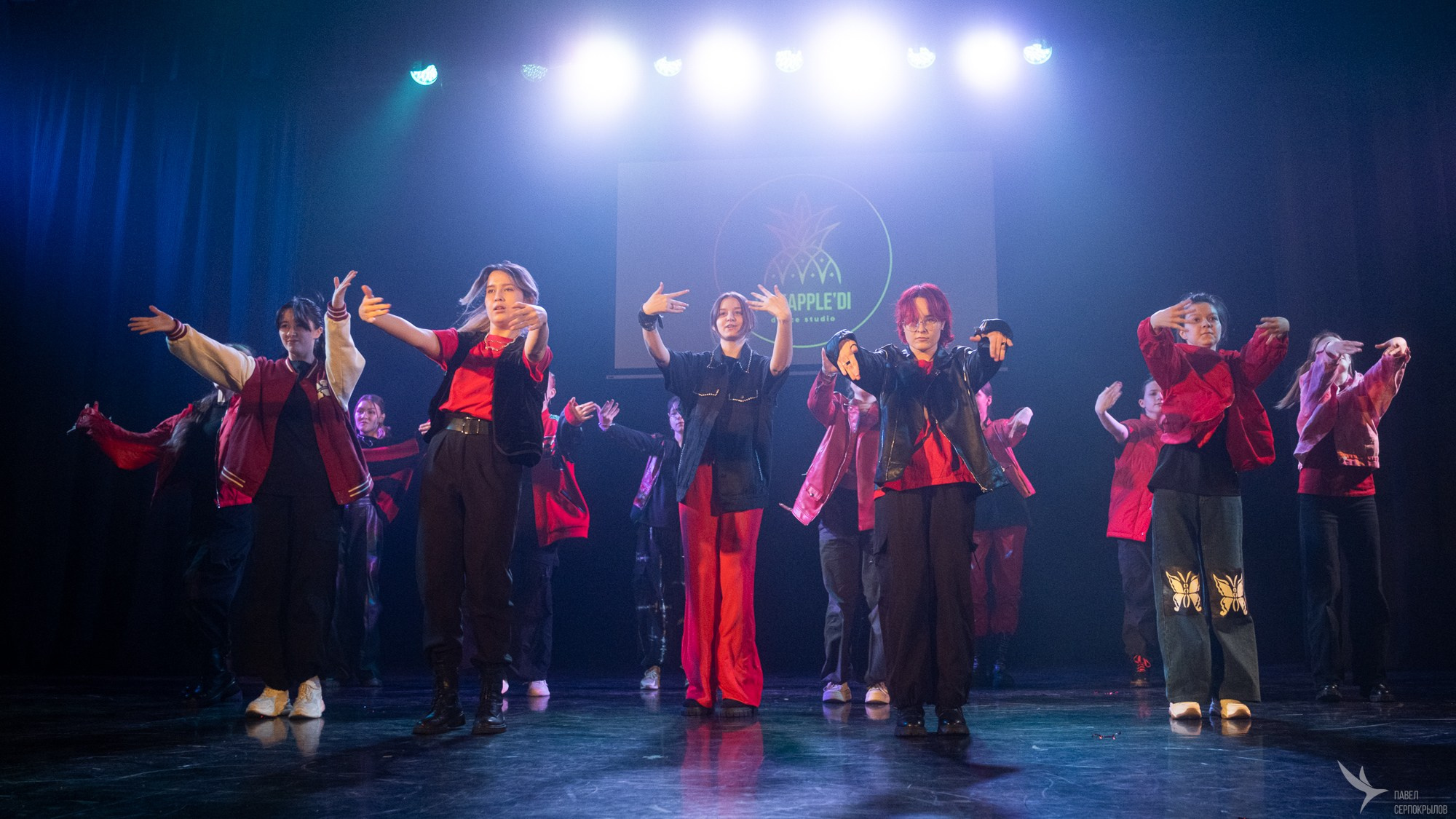 Pineapple'di_dance. Репортажный фотограф в Казани Павел Серпокрылов