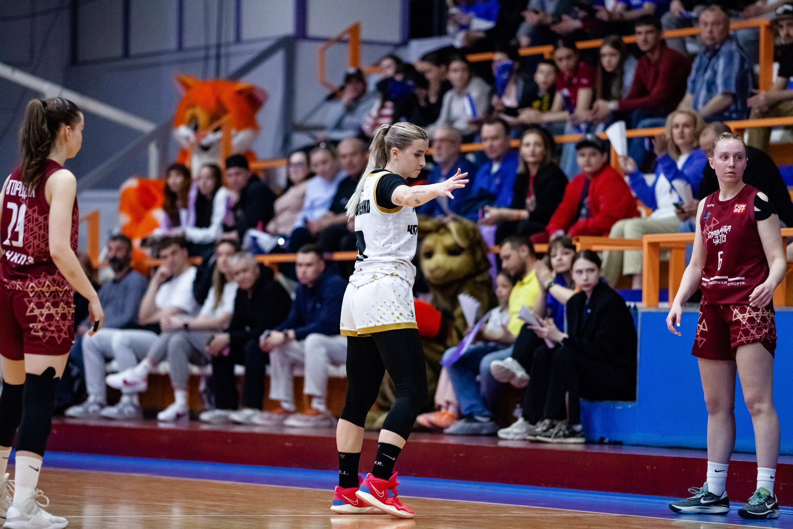 ЧГУ-Атланта — Славянка. Фотография