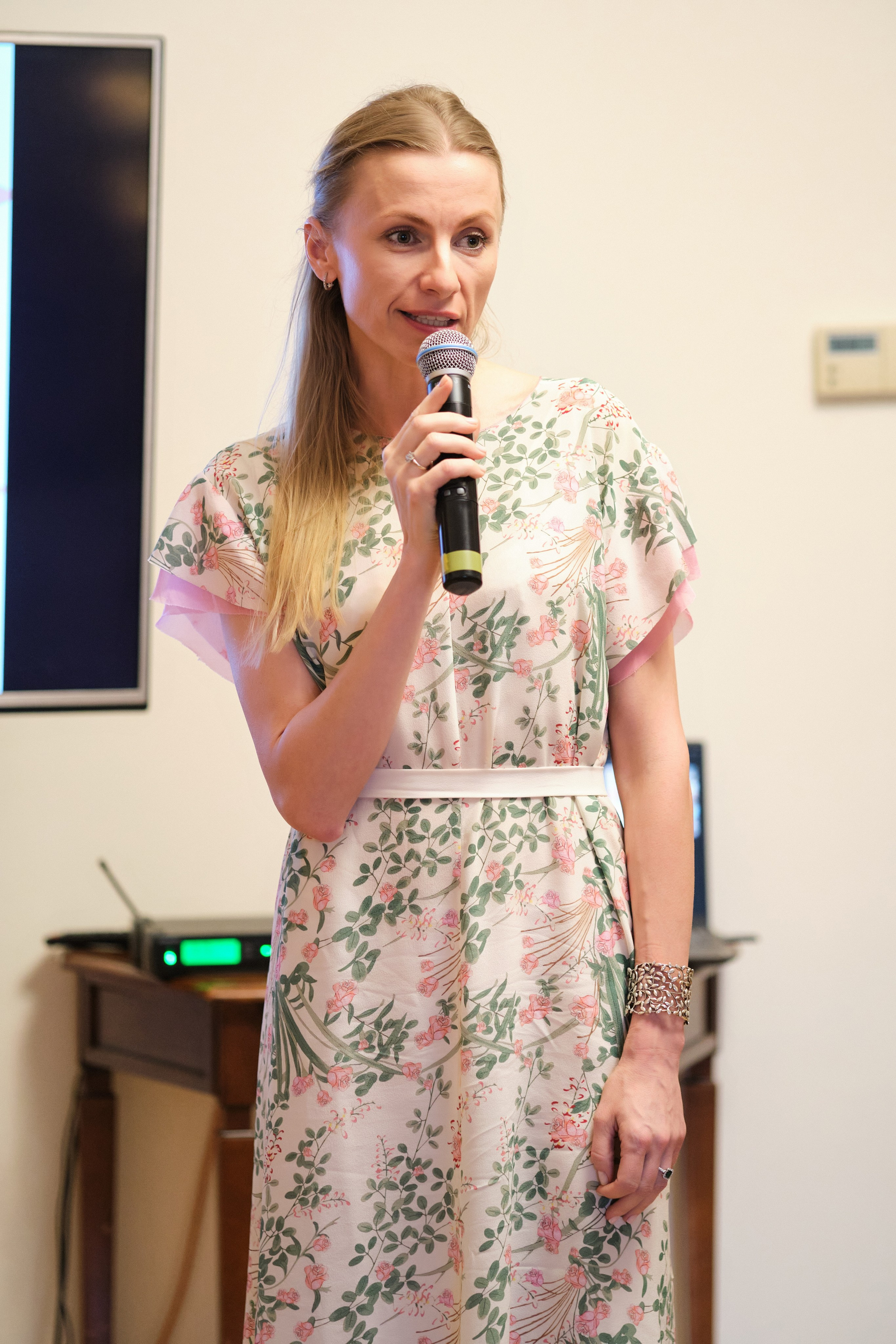 Лекция и презентация Bellini в посольстве Италии. Репортажный фотограф Дмитрий Литвинский. Минск, Беларусь, мир