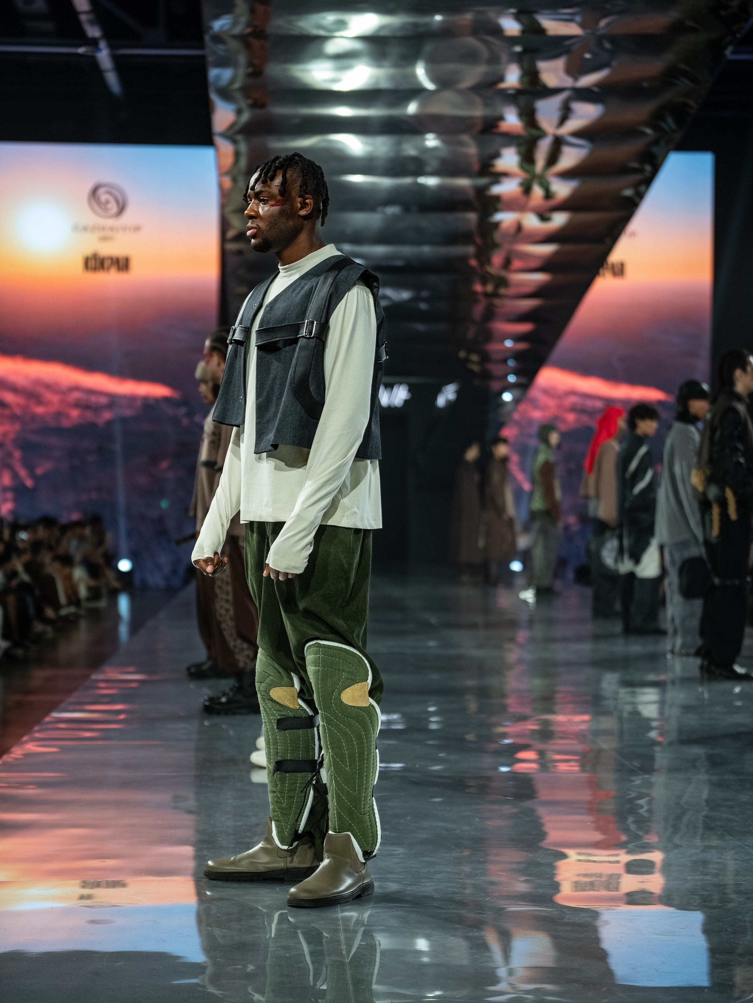 Visa Fashion Week Almaty Pre-Fall 2026 GAZHAIYIP. Сайт Алматинского НЮ АРТ, будуар и фэшн фотографа Дениса Карпенко