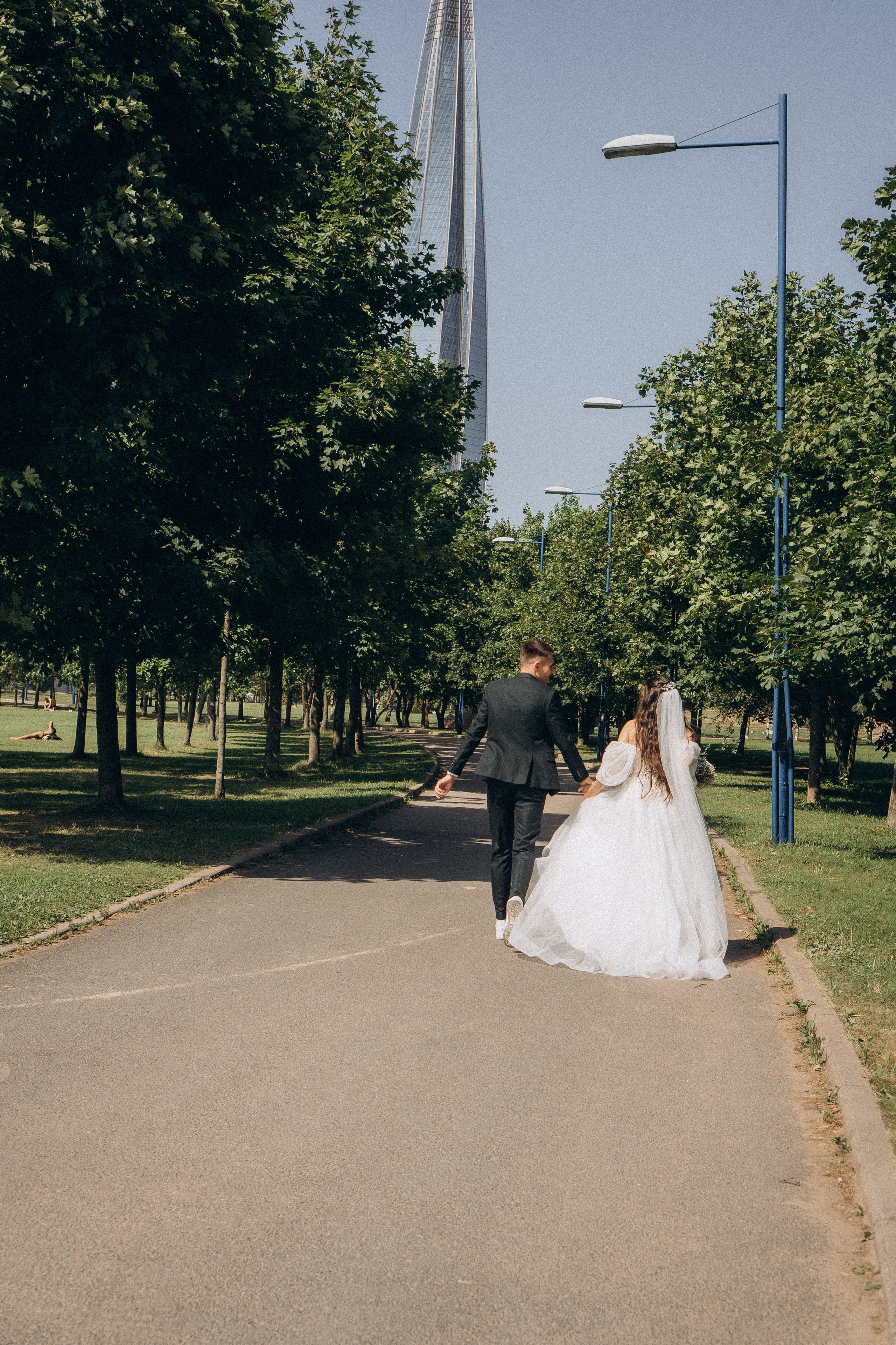 СВАДЕБНАЯ СЬЕМК В ПАРКЕ 300-ЛЕТИЯ. Профессиональный фотограф, Санкт-Петербург — Виктория Богомолова