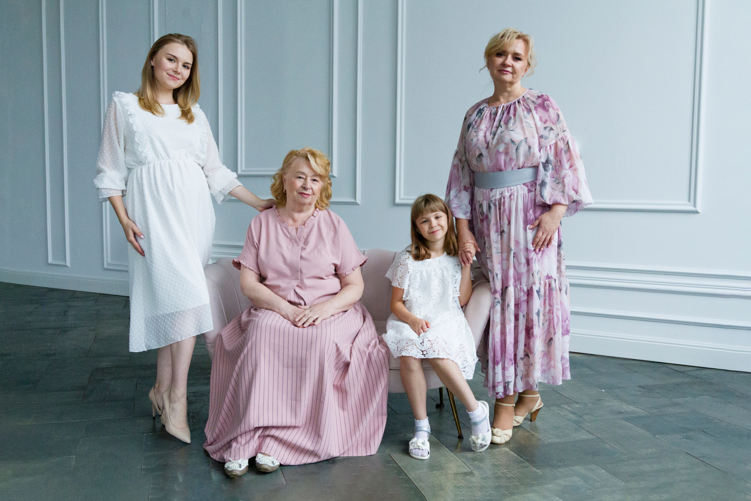 Концептуальная семейная фотосъемка в студии. Фотограф Телегина Светлана