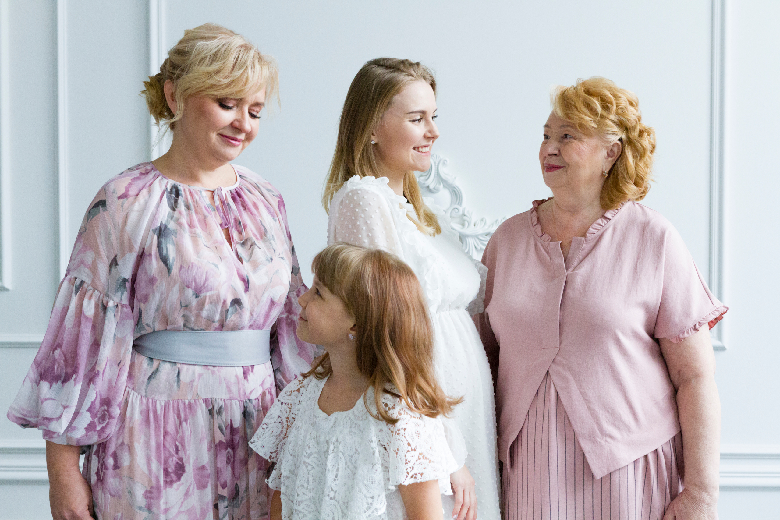 Концептуальная семейная фотосъемка в студии. Фотограф Телегина Светлана