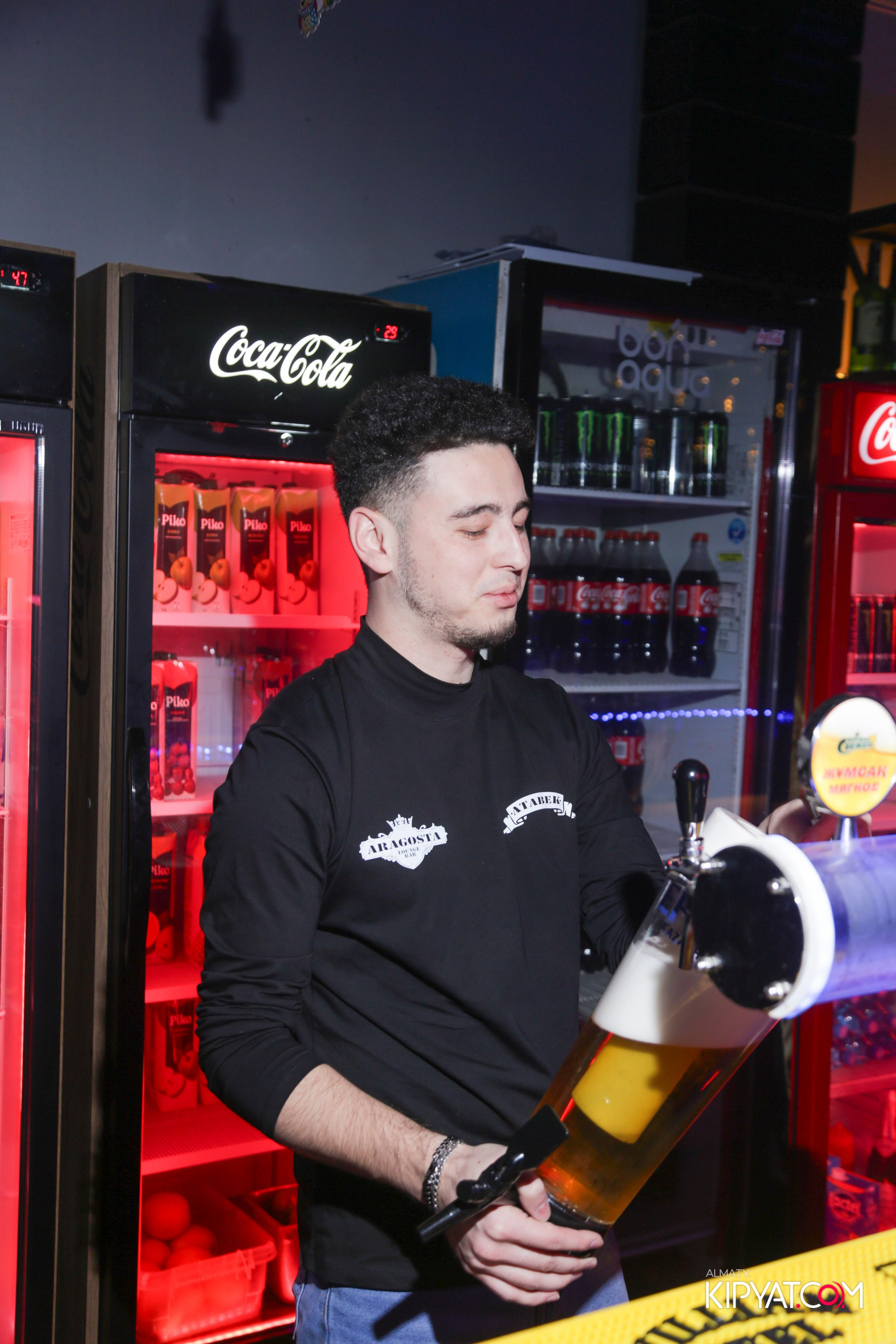ARAGOSTA ДИСКО-БАР. КИПЯТКОМ АЛМАТЫ! Фотосъемка мероприятий в Алматы