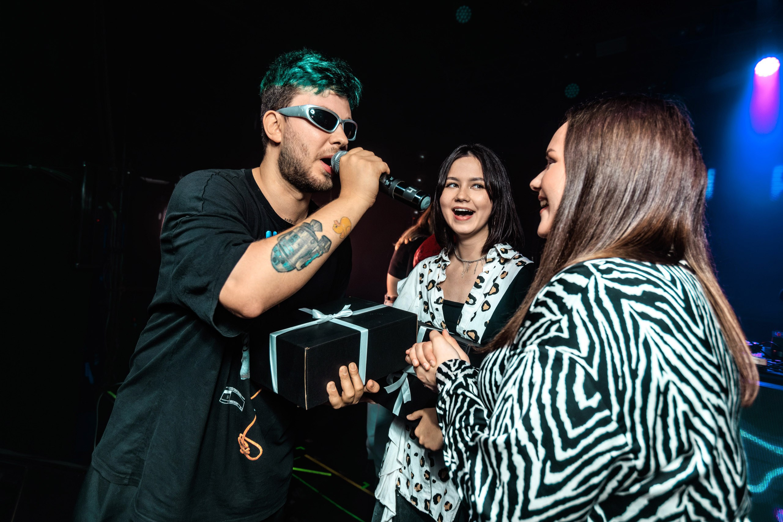 День первокурсника | Свобода. Репортажный фотограф Екатеринбург | Яркий, качественный репортаж | Концерты, клубы, репортаж, праздники, корпоративы