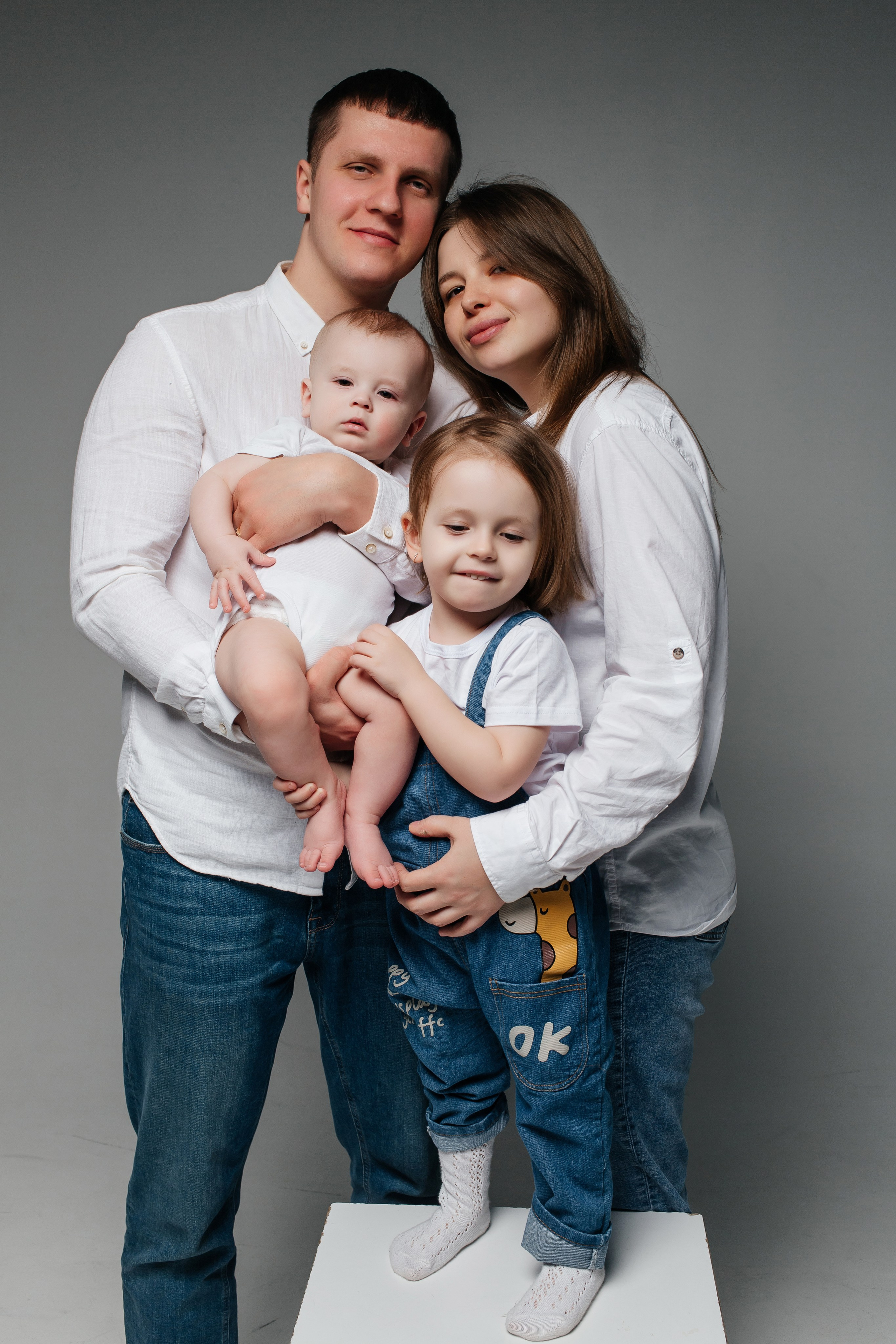 Семейная фотосессия Анастасии и Александра. Женский фотограф в Оренбурге Ирина Заводчикова