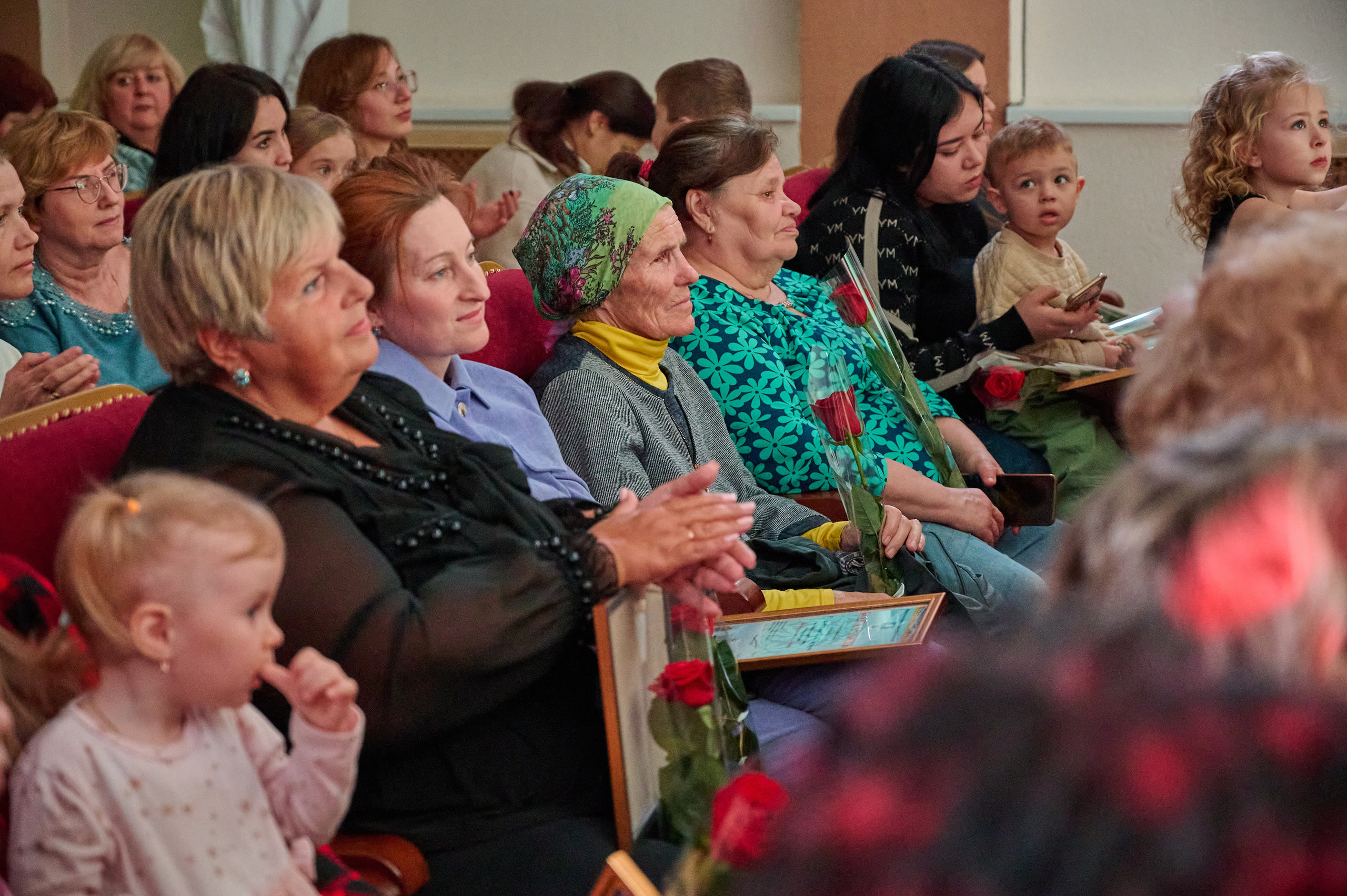 8 марта Виноградный. Жизнь курорта Кабардинка в фотографиях