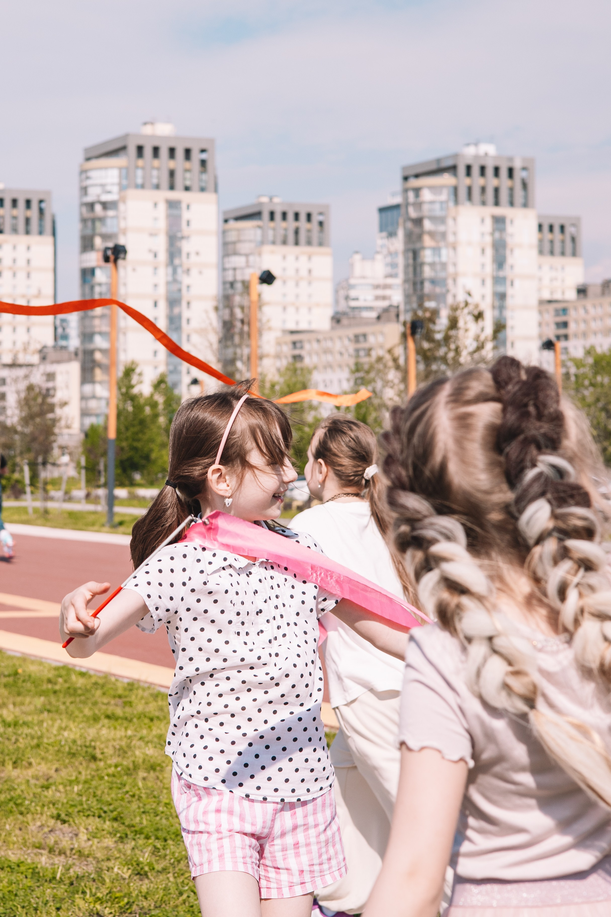 День Рождения в парке. Семейный фотограф в Санкт-Петербурге. Запечатление мгновений и ярких воспоминаний в Вашей жизни