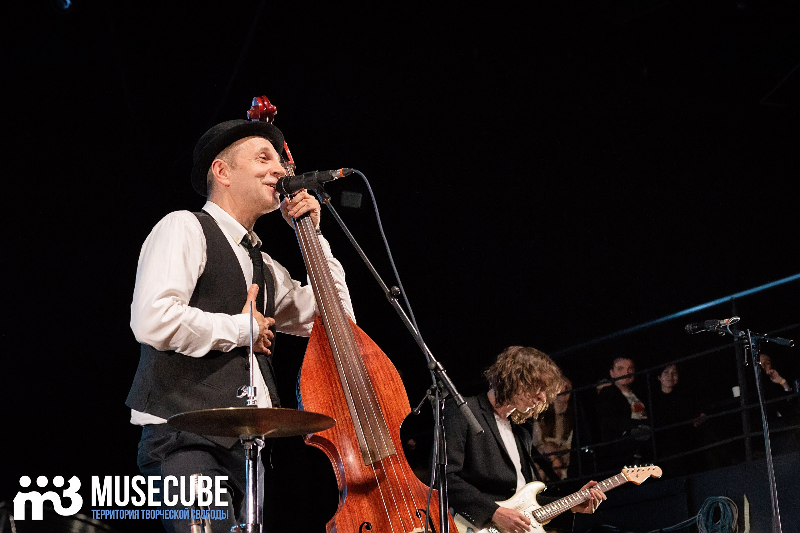 Фотосъемка концерта BILLY'S BAND Aurora СПБ. Портретные фотосессии, контент-съемки, репортаж