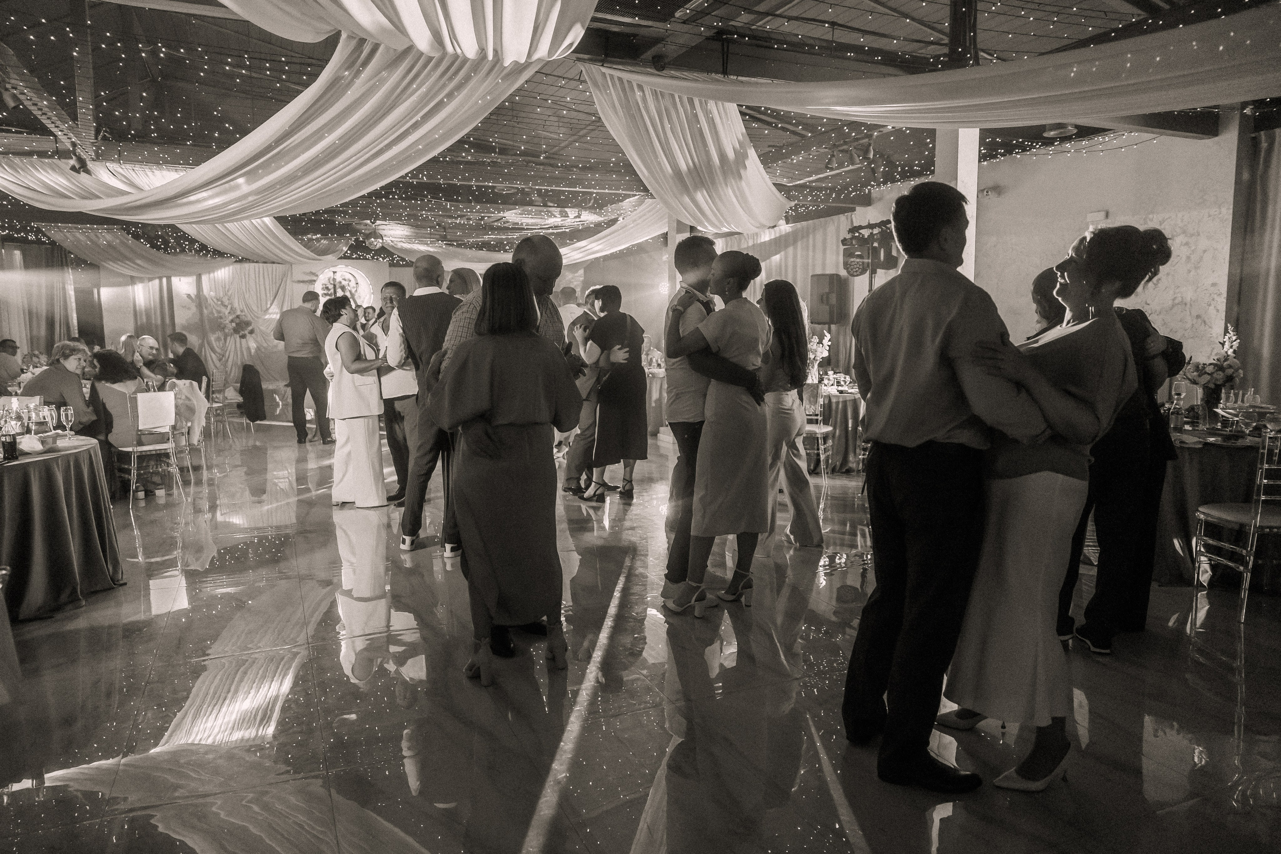 Даниил и Алина. Вечер любви. Свадебная фотография. Арина Рубах