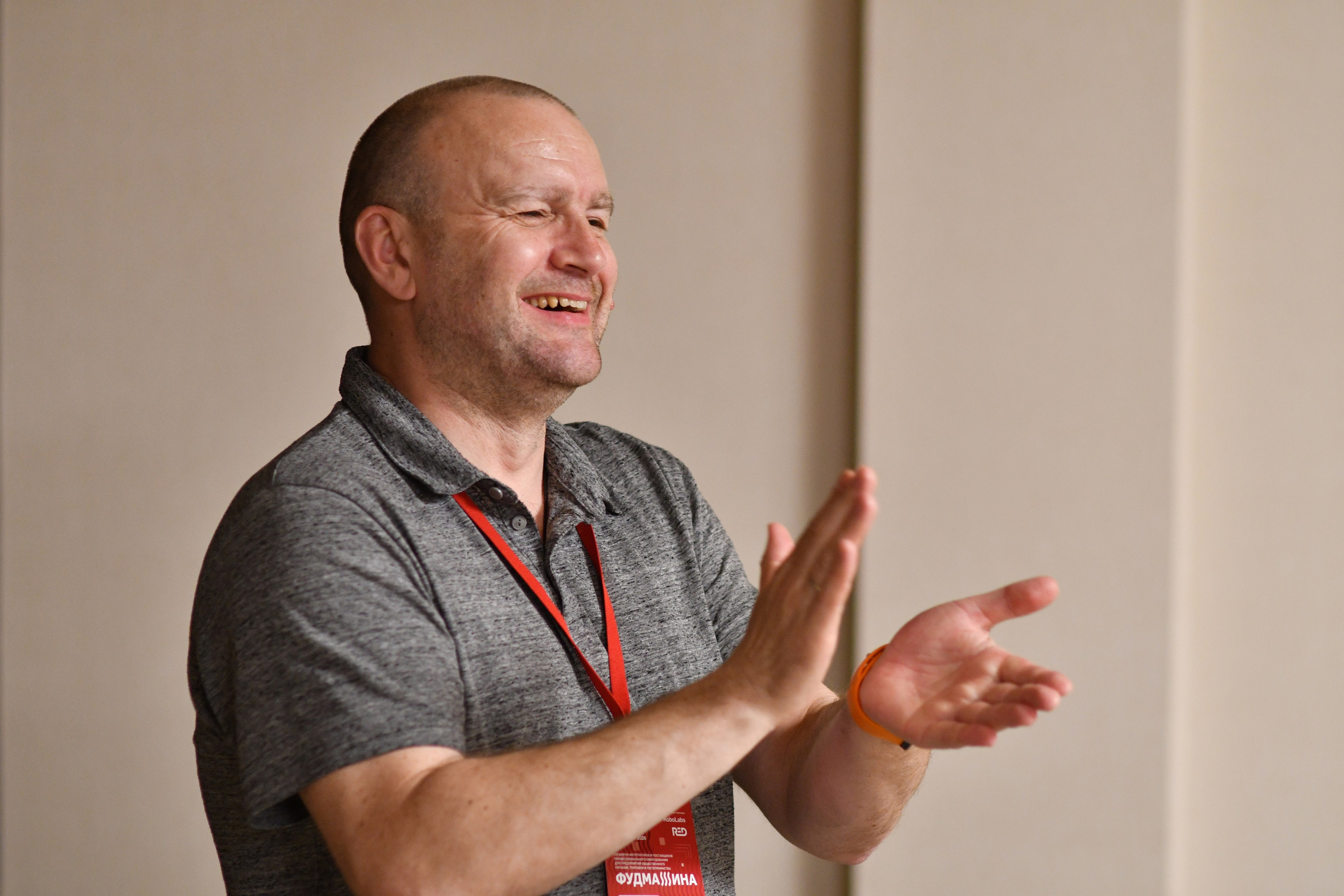 Фудмашина 2026. F/8 and be there — оказаться в нужном месте и поймать момент