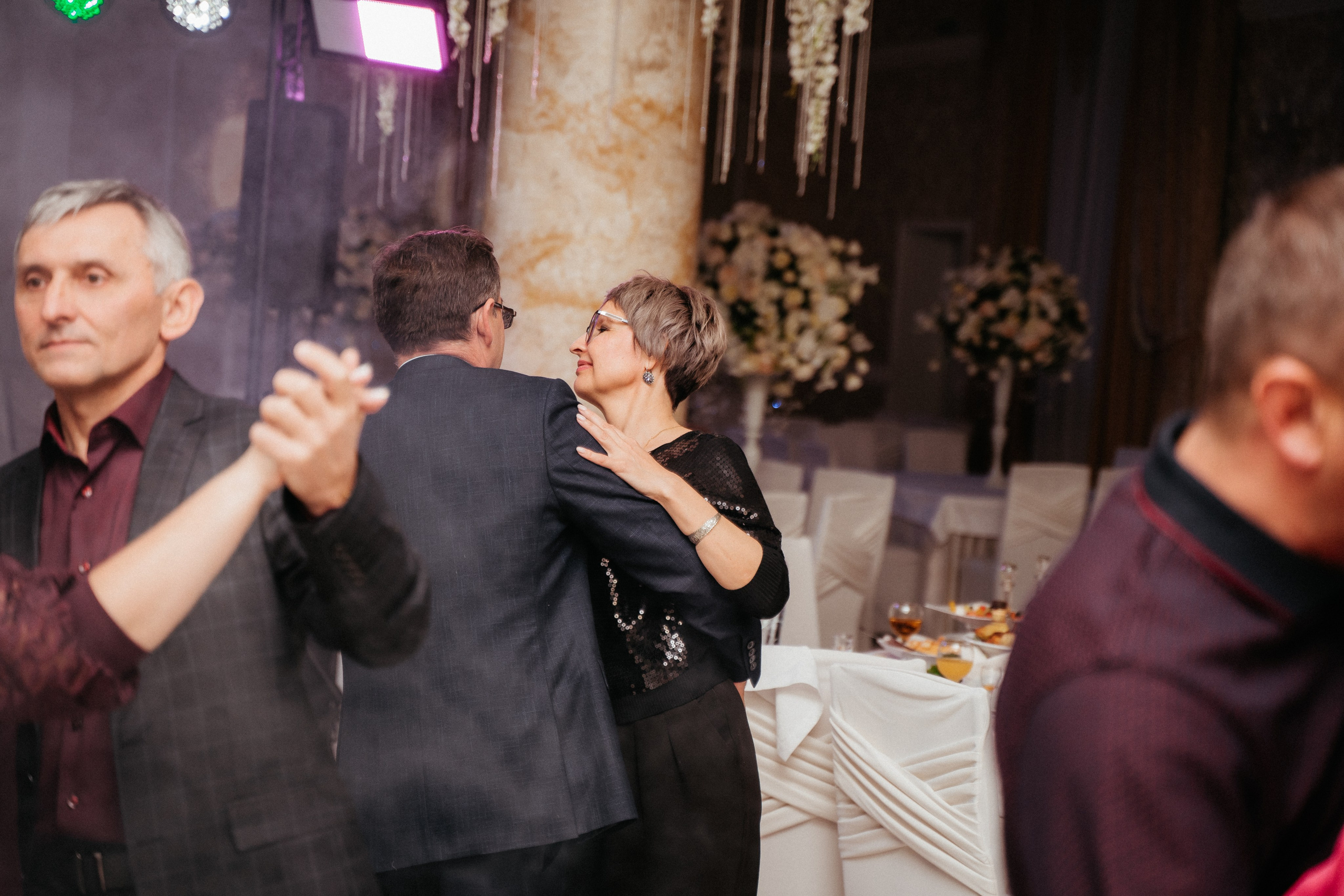 Новый год (РЭС). Свадебный фотограф в Симферополе