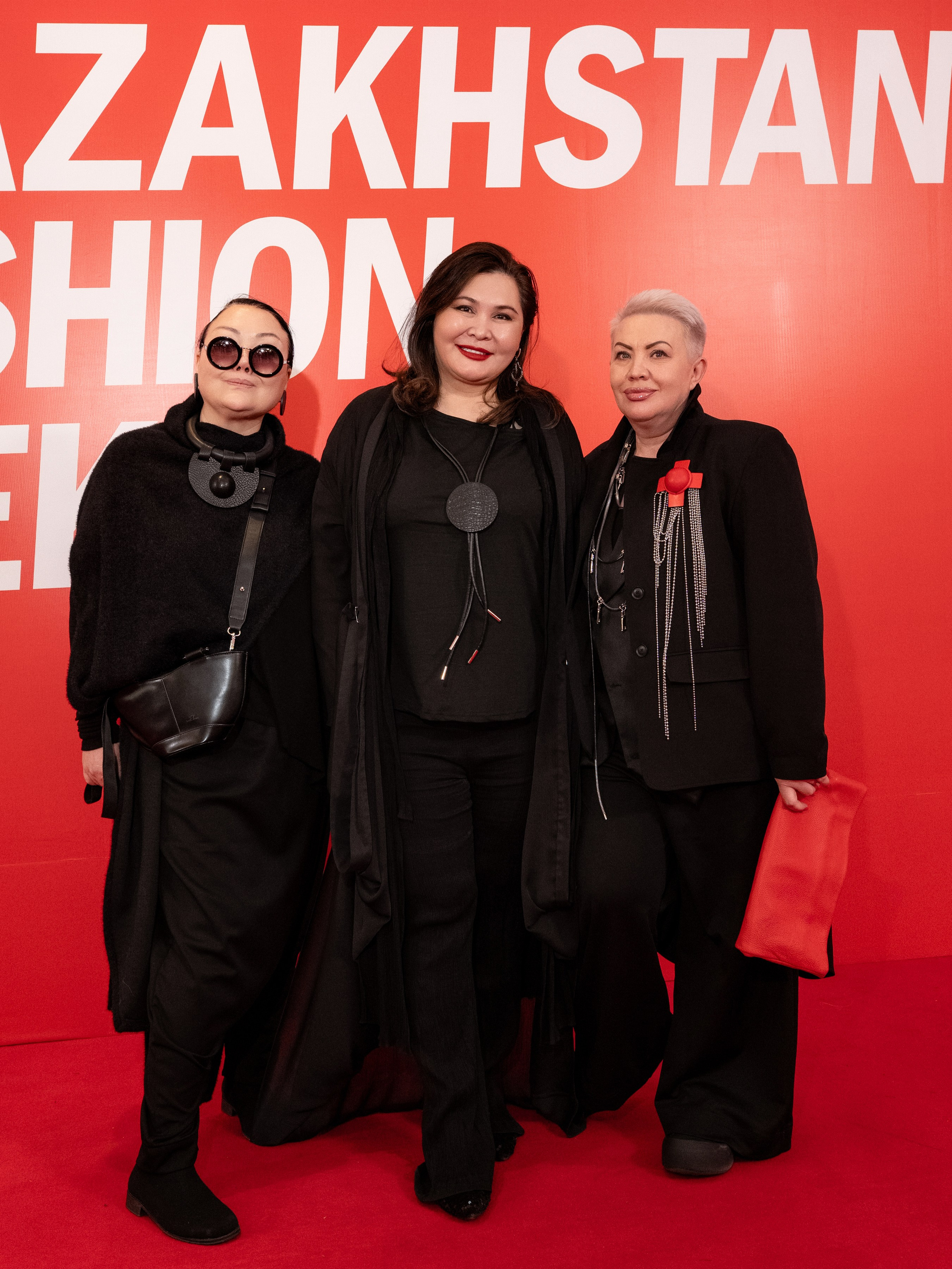 Backstage Day 2. Сайт Алматинского НЮ АРТ, будуар и фэшн фотографа Дениса Карпенко