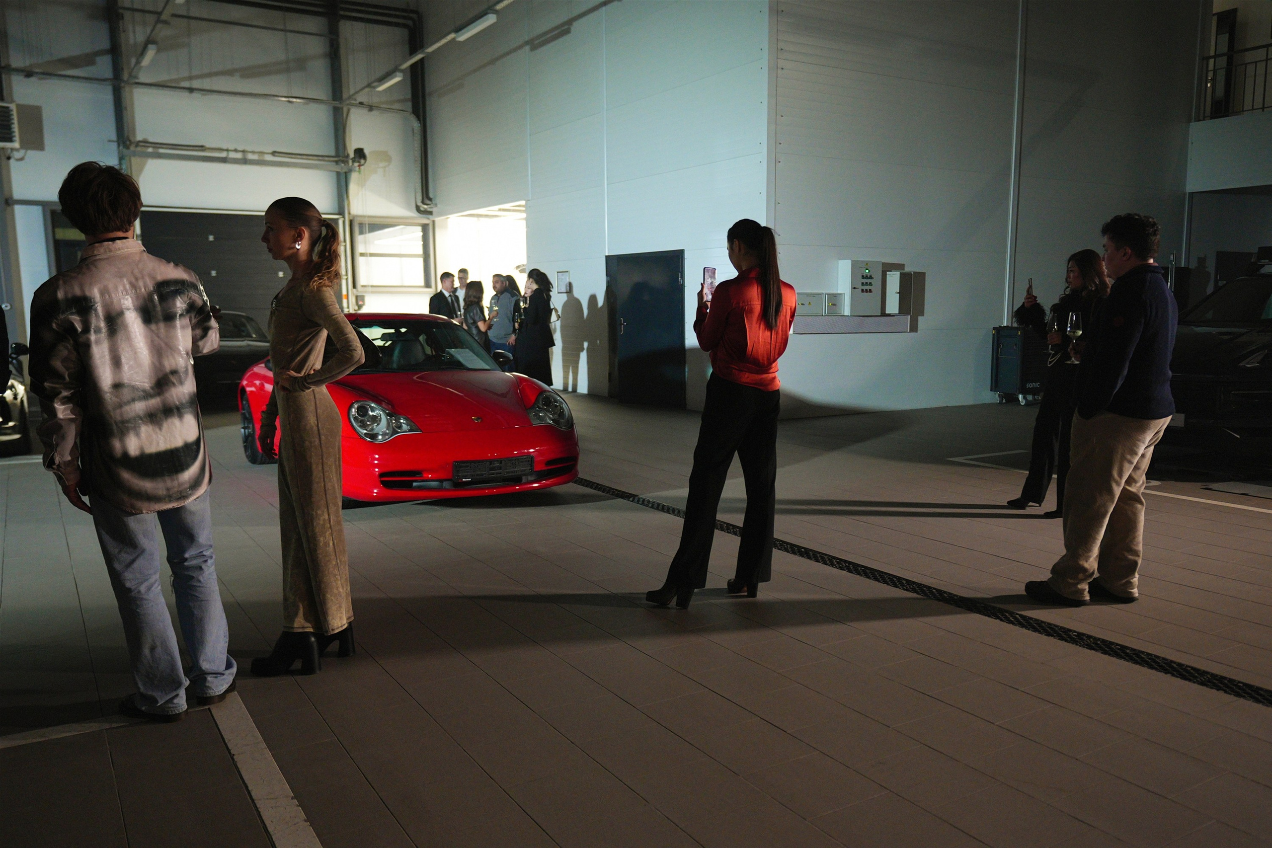 «Night in Salon» Porshe автосалон. Фотограф в Актобе Алексей Вагин