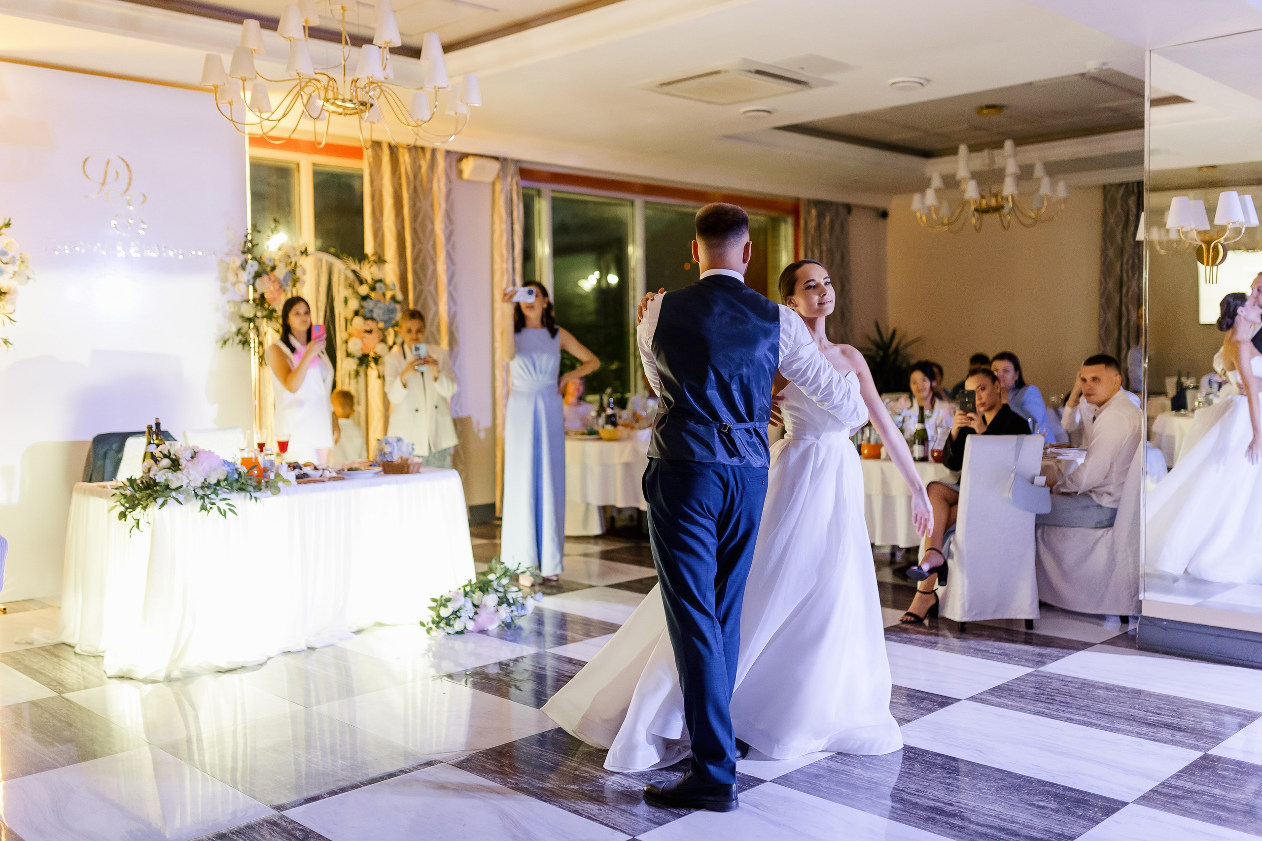 Данил и Екатерина. Sopka. Выездная регистрация. Свадебный фотограф в Хабаровске