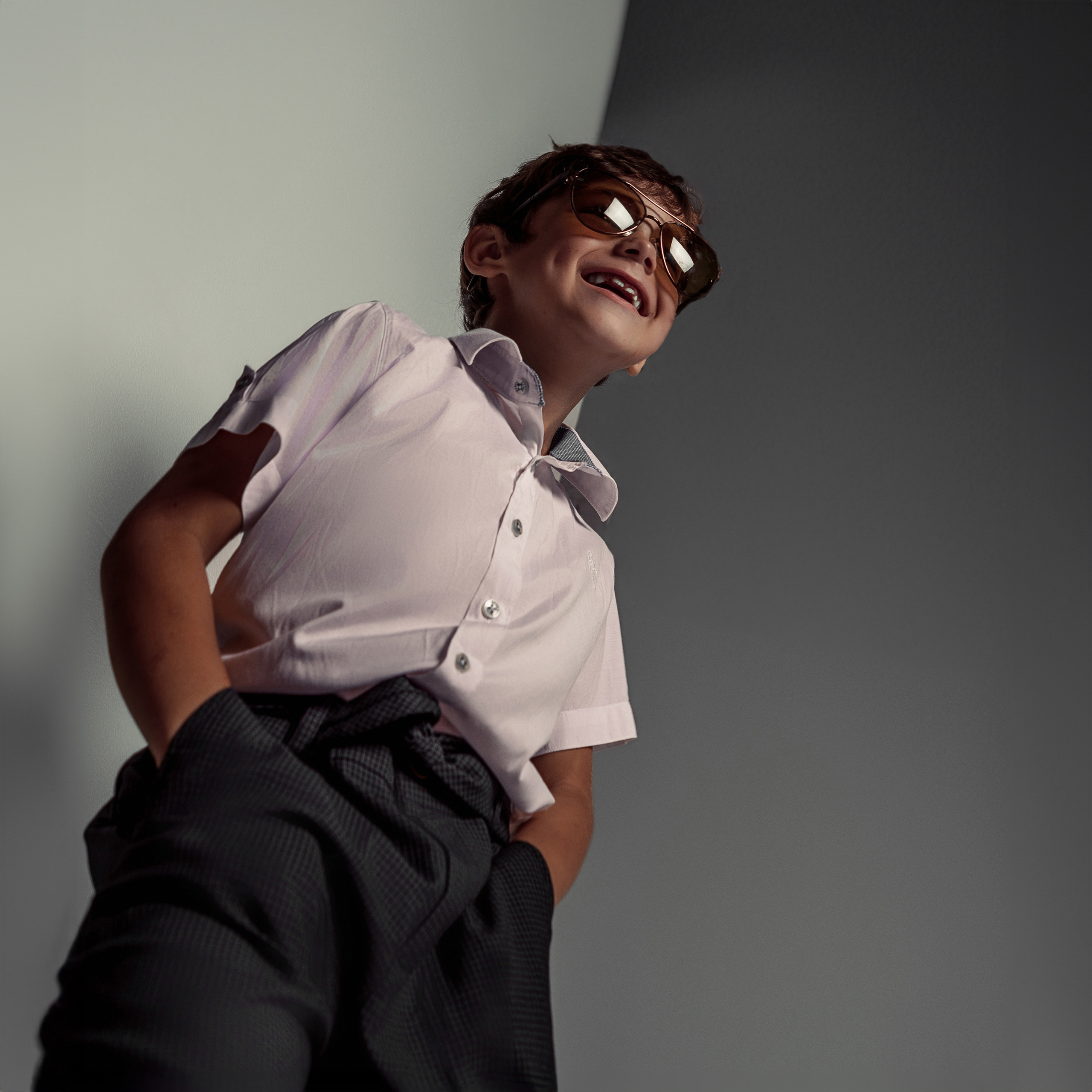 Фотосессия мальчика в студии. Детский студийный фотограф Сочи